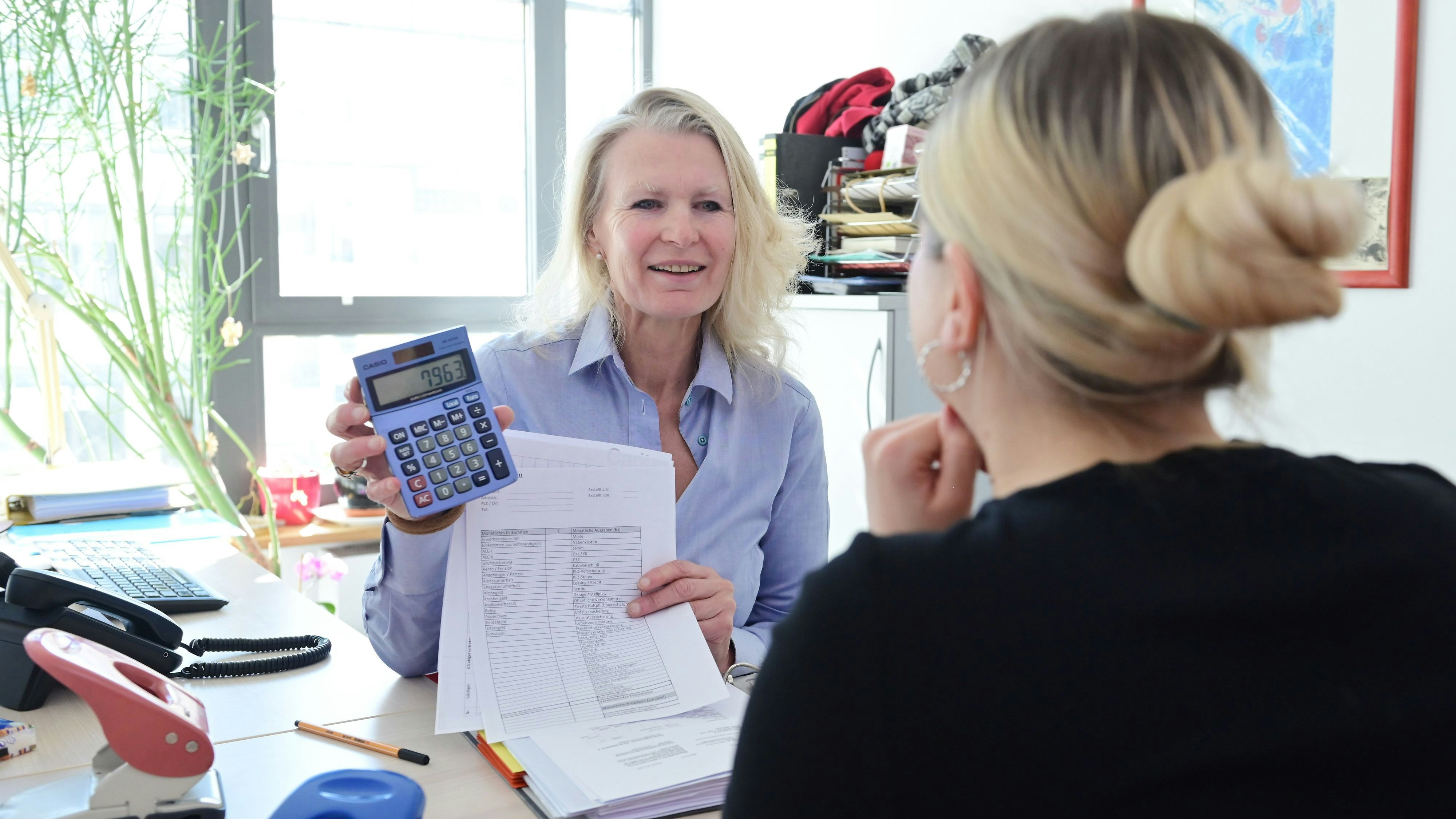 Heute.at - Wiener mit 55.000 Euro Schulden – Ansturm auf Beratung