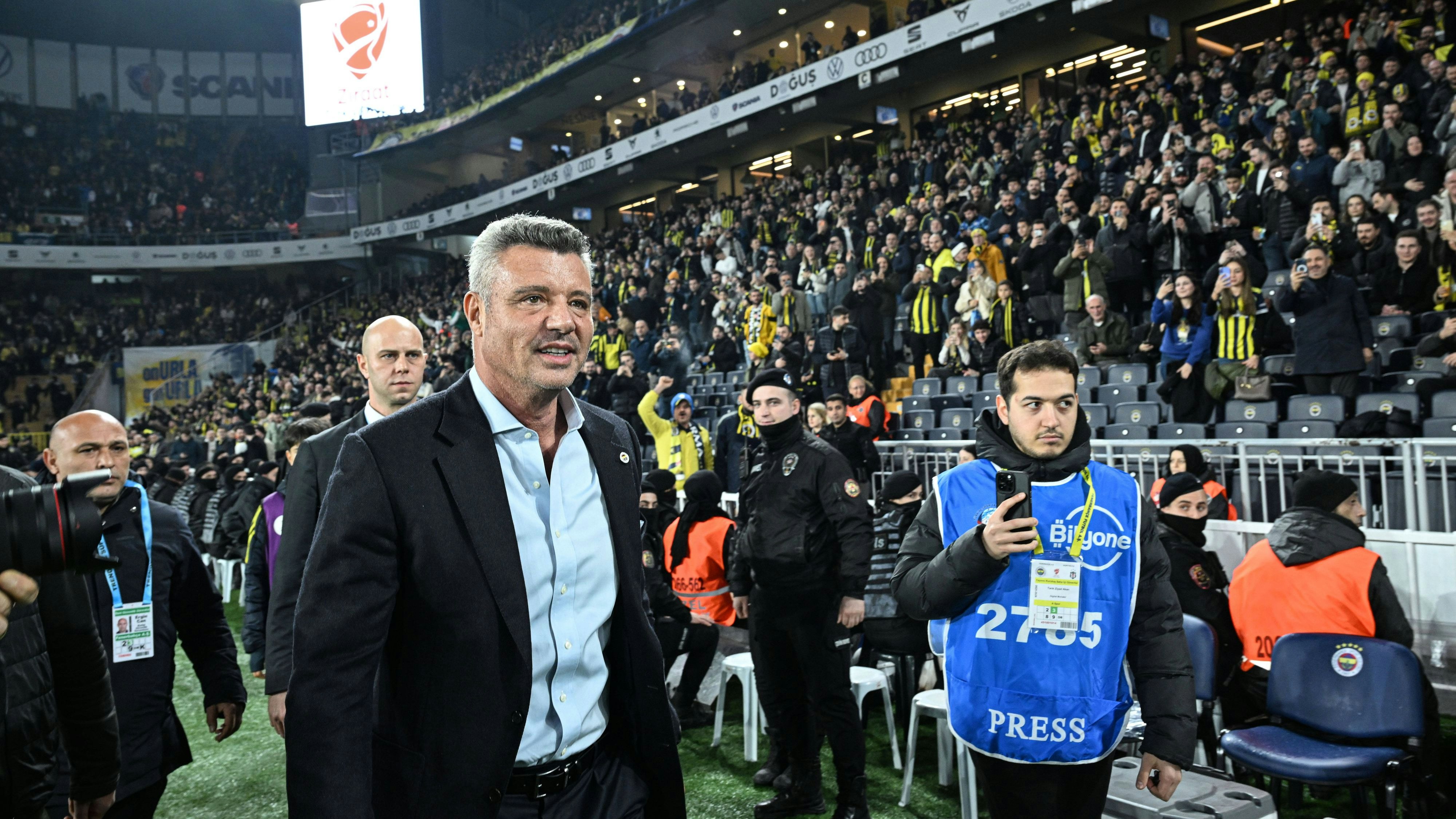 Heute.at - Fenerbahce-Präsident zu Weihnachten verhaftet