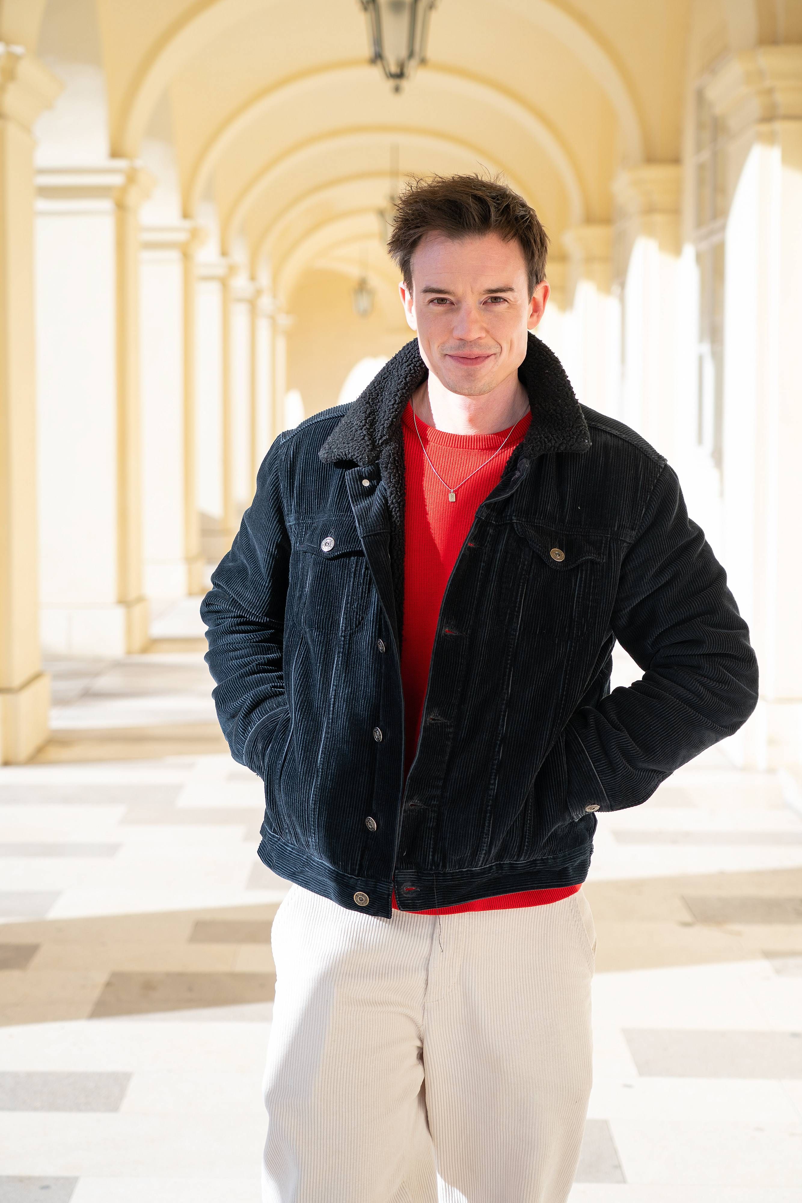 Philipp Hansa erzählt im 