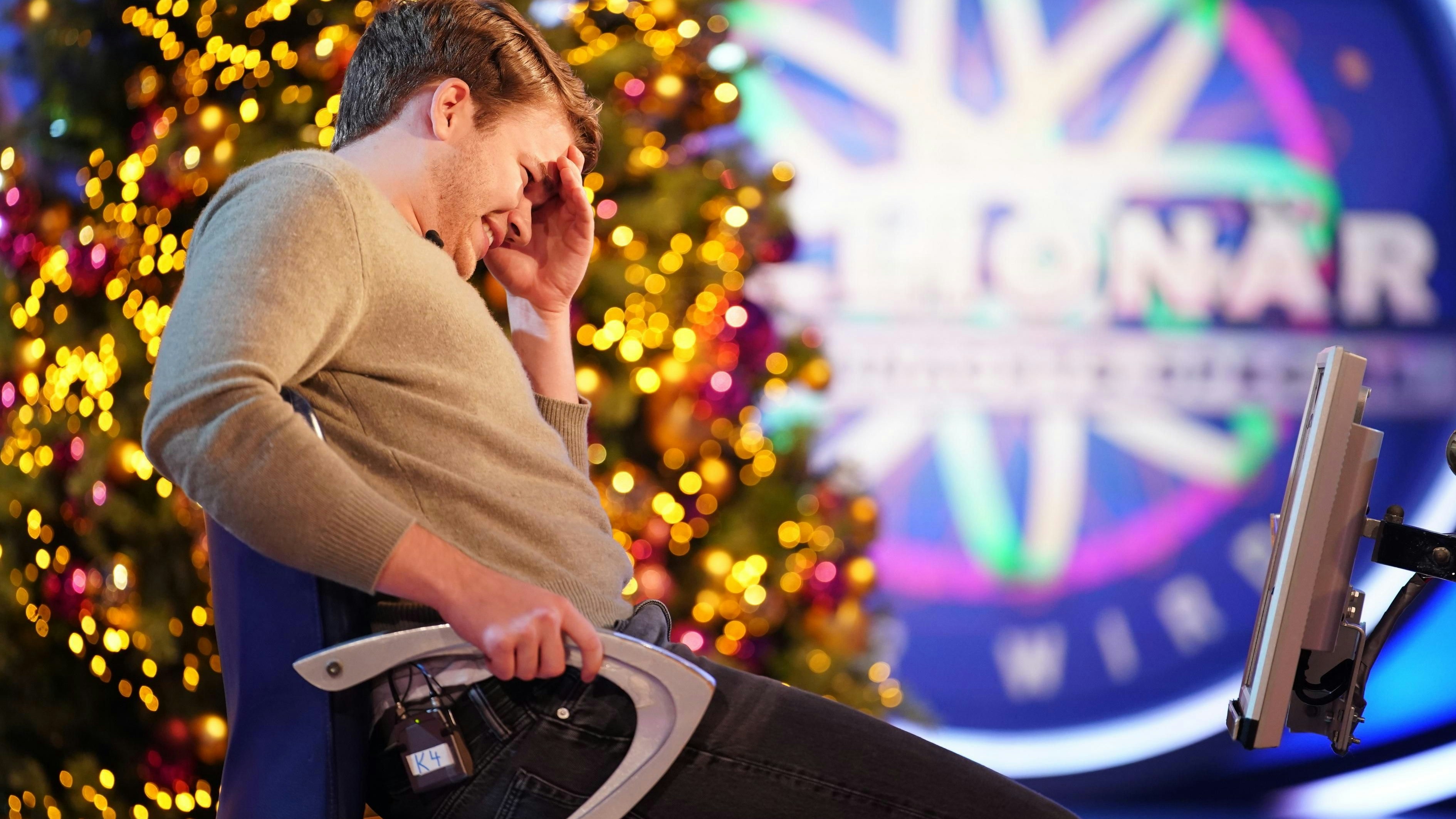 Für das ganz große Comeback bei "Wer wird Millionär?" reicht es dem 25-Jährigen aber nicht ganz: Dank des Publikumsjokers kam er eine Runde weiter. Bei der 8000-Euro-Frage war dann aber Schluss.