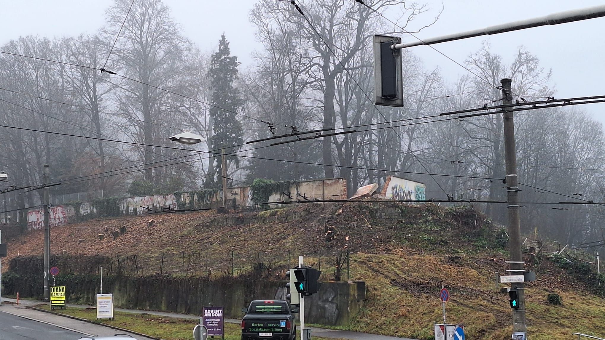 Heute.at - Akt der Respektlosigkeit – Grabkerzen kamen in Müll