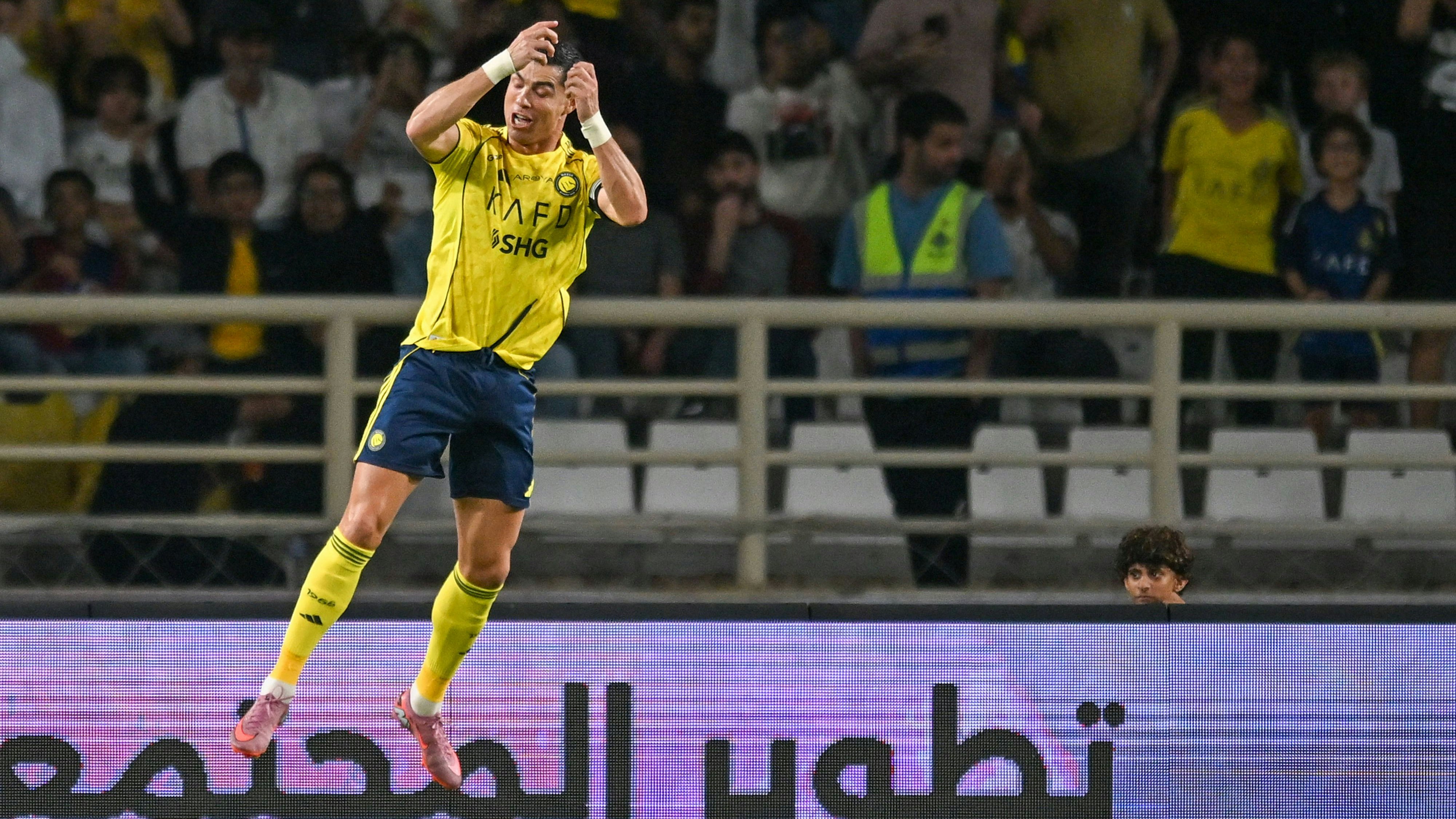 Heute.at - Traumhaft per Ferse! Ronaldo zaubert bei Rekordsieg