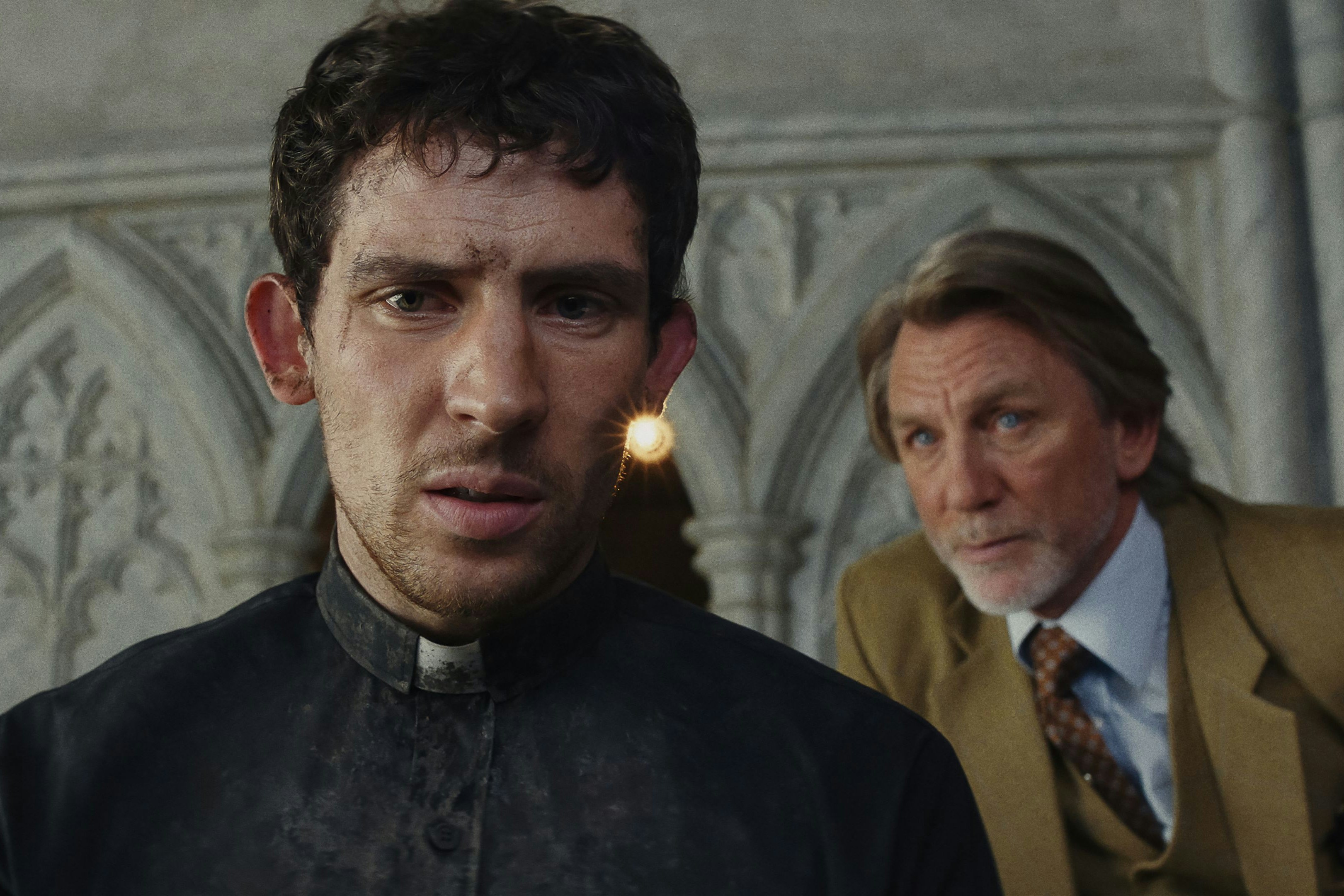 Liefern eine der besten Vorstellungen des Jahres ab: Josh O’Connor und Daniel Craig in "Wake Up Dead Man: A Knives Out Mystery"