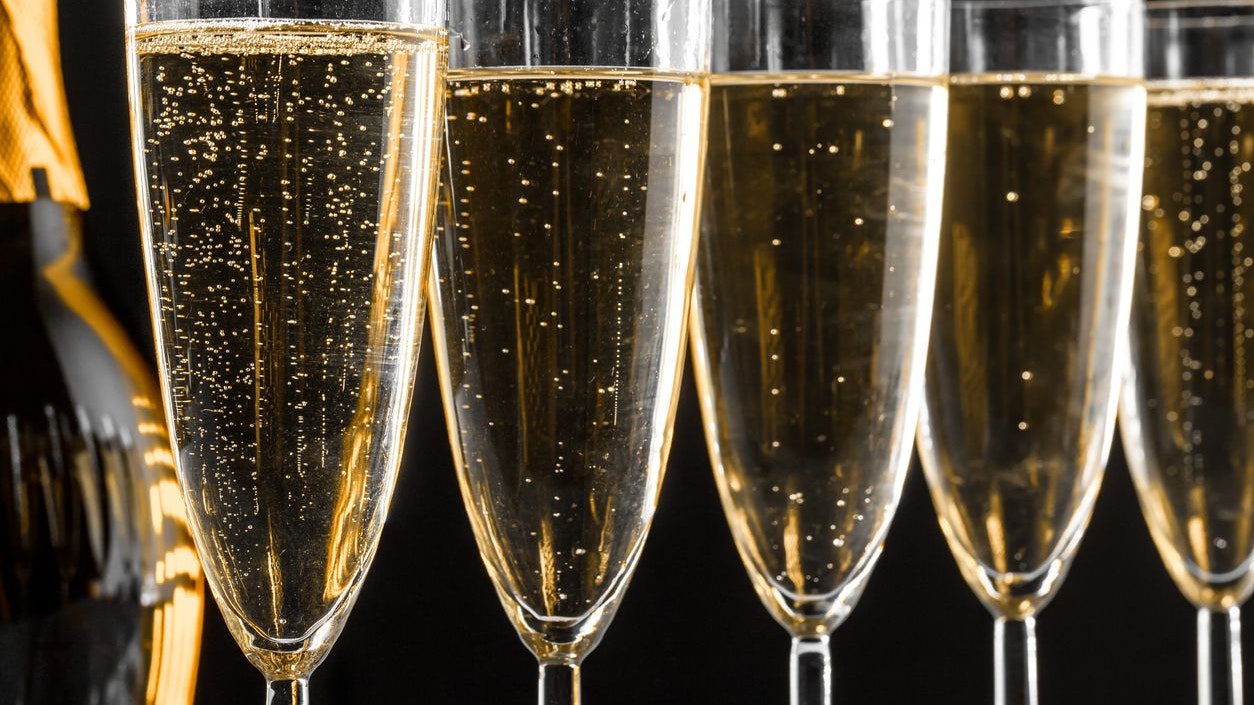 Many glasses of champagne