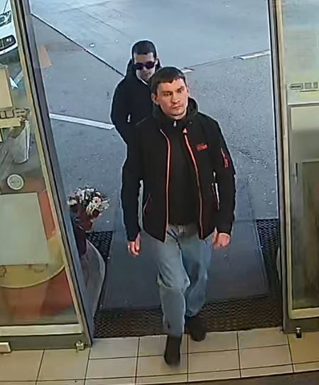 Nach diesen Verdächtigen wird gesucht.