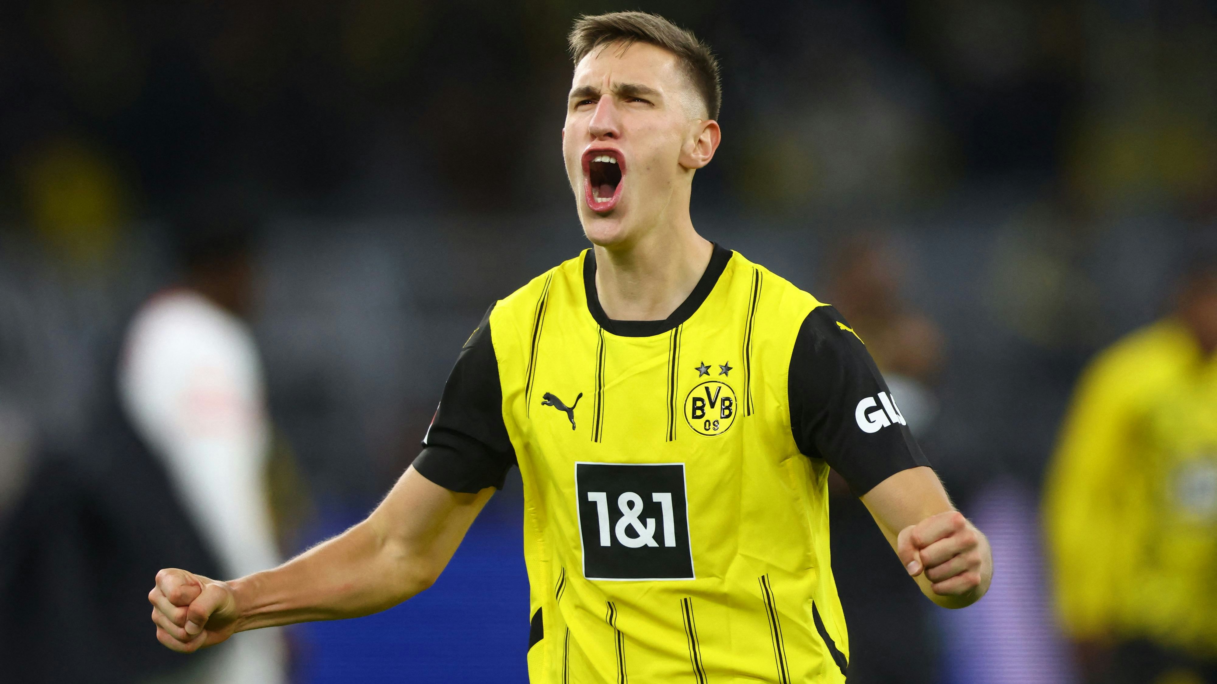 Nico Schlotterbeck hat beim BVB einen Vertrag bis Sommer 2027