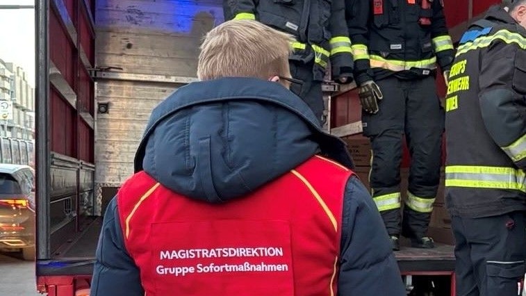 Heute.at - Ilegale Böller in Wiener Shop entdeckt und konfisziert