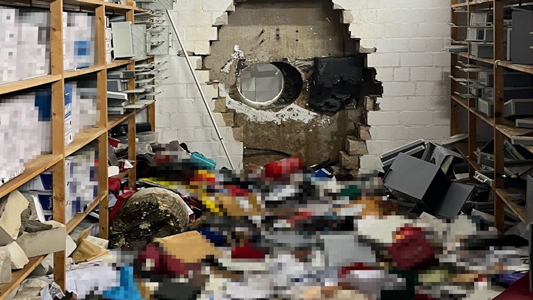 Über die Weihnachtsfeiertage stieg eine Einbrecherbande in den Tresorraum einer Bank im deutschen Gelsenkirchen ein. Sie brach 3.200 Schließfächer auf und verschwand mit der Millionenbeute so still, wie sie gekommen war. Die Chronologie des Coups.