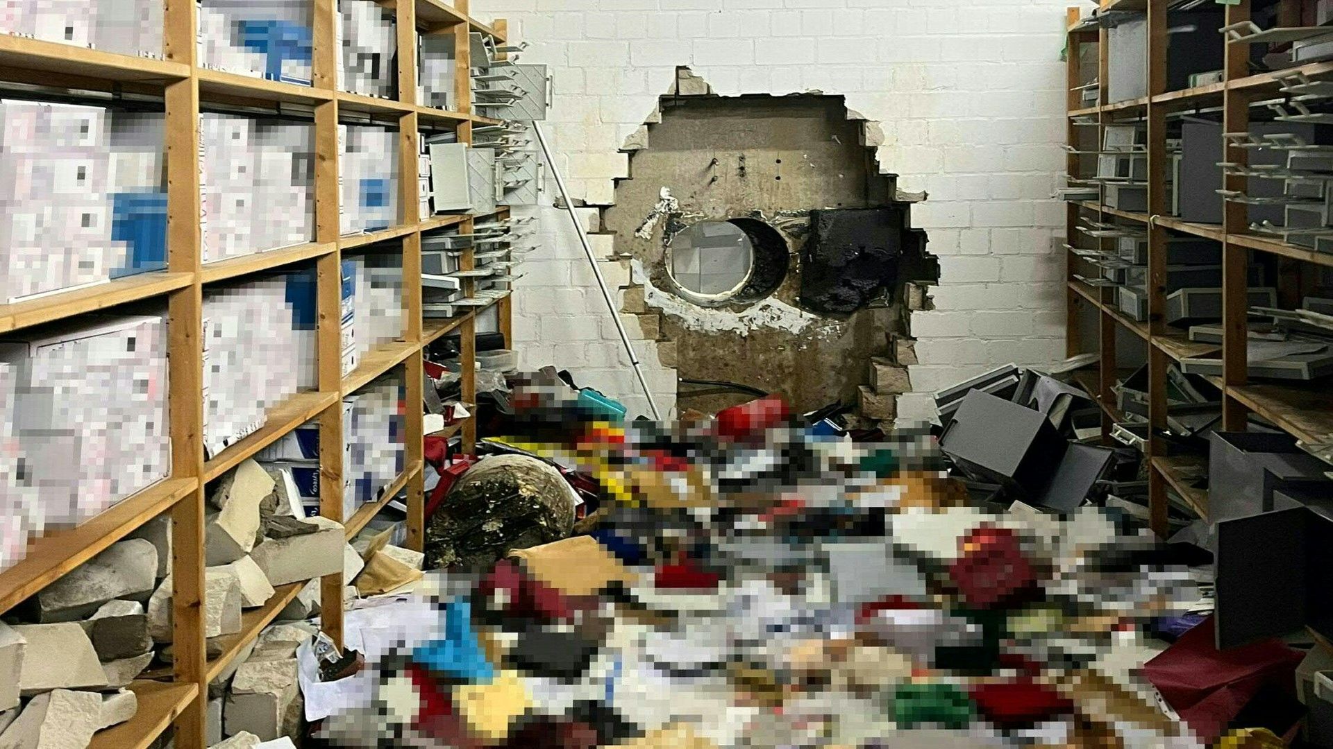 Heute.at - Komplizen in der Bank? Millionen-Coup wirft Fragen auf