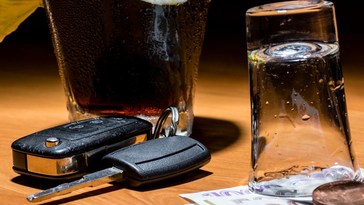 ÖAMTCは警告 – 5人に1人はすでに血中アルコール濃度が高すぎる状態で運転している