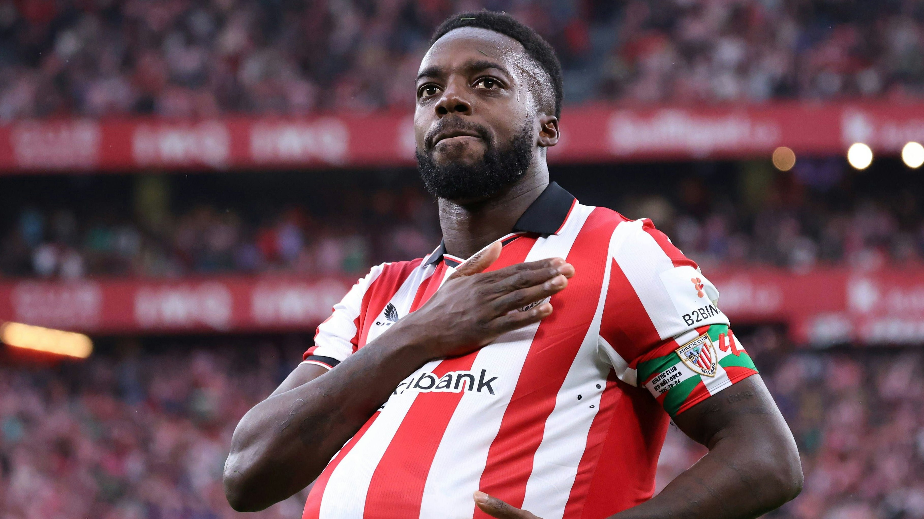 Heute.at - Fußball-Star: Es ist beschissen, dort zu spielen