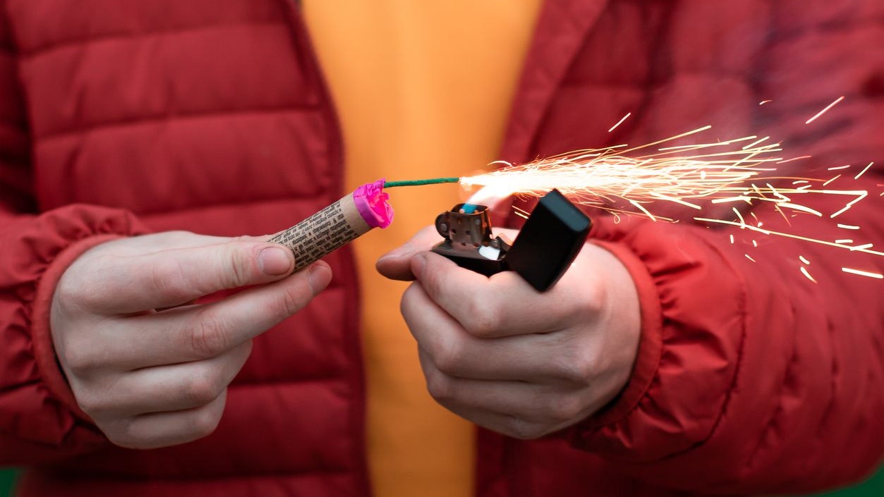 Heute.at - 7 Tipps: So zündest du dein Feuerwerk ohne Verletzungen