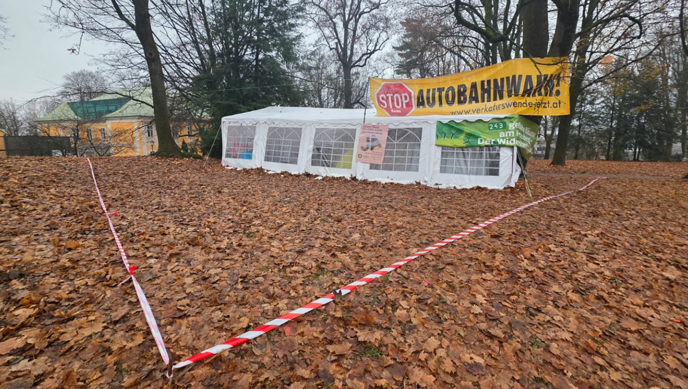 Heute.at - Räumen Platz nicht – Westring-Blockierer bleiben stur