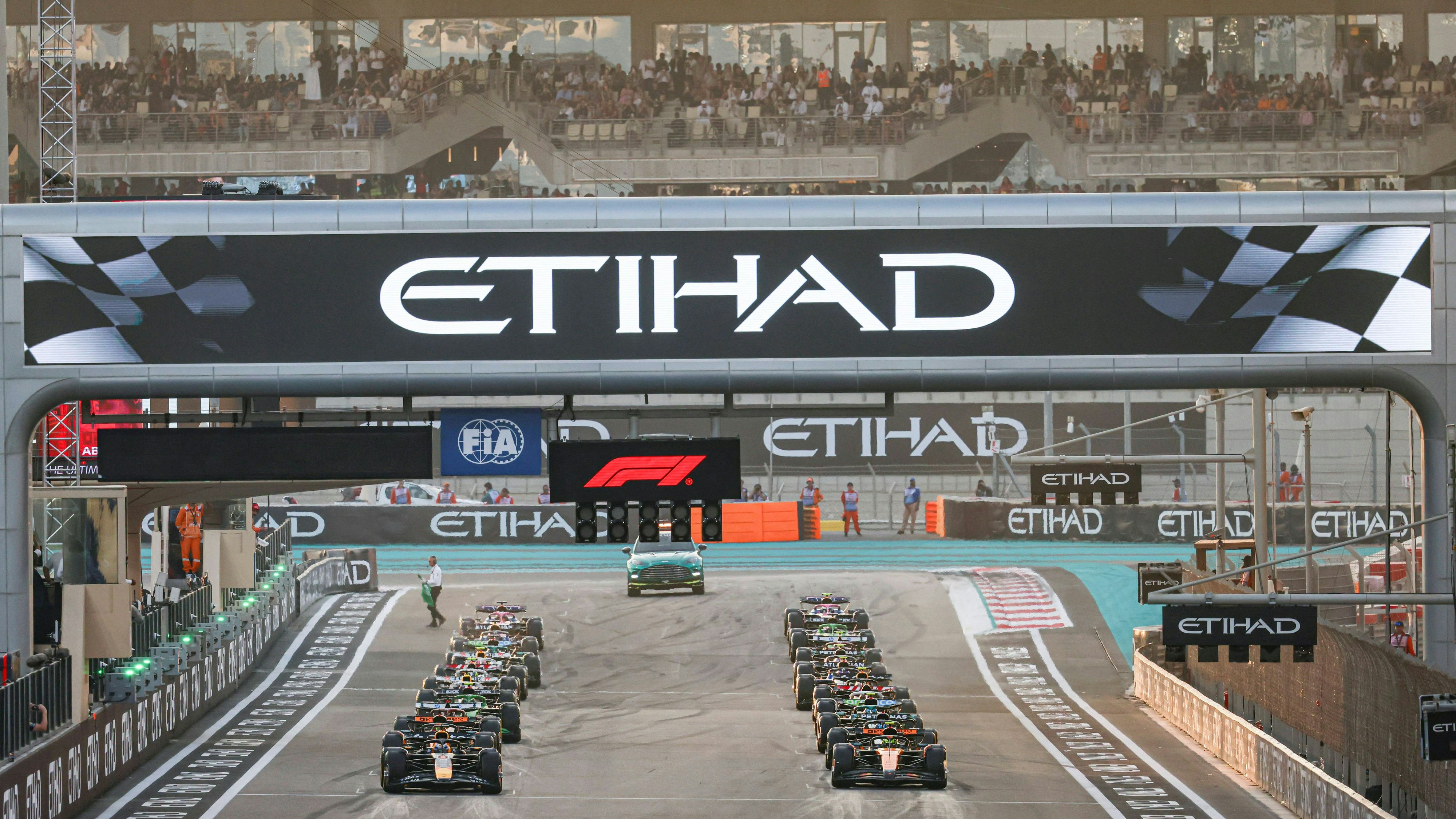 Heute.at - So viel zahlt Verstappen, um in F1 fahren zu dürfen