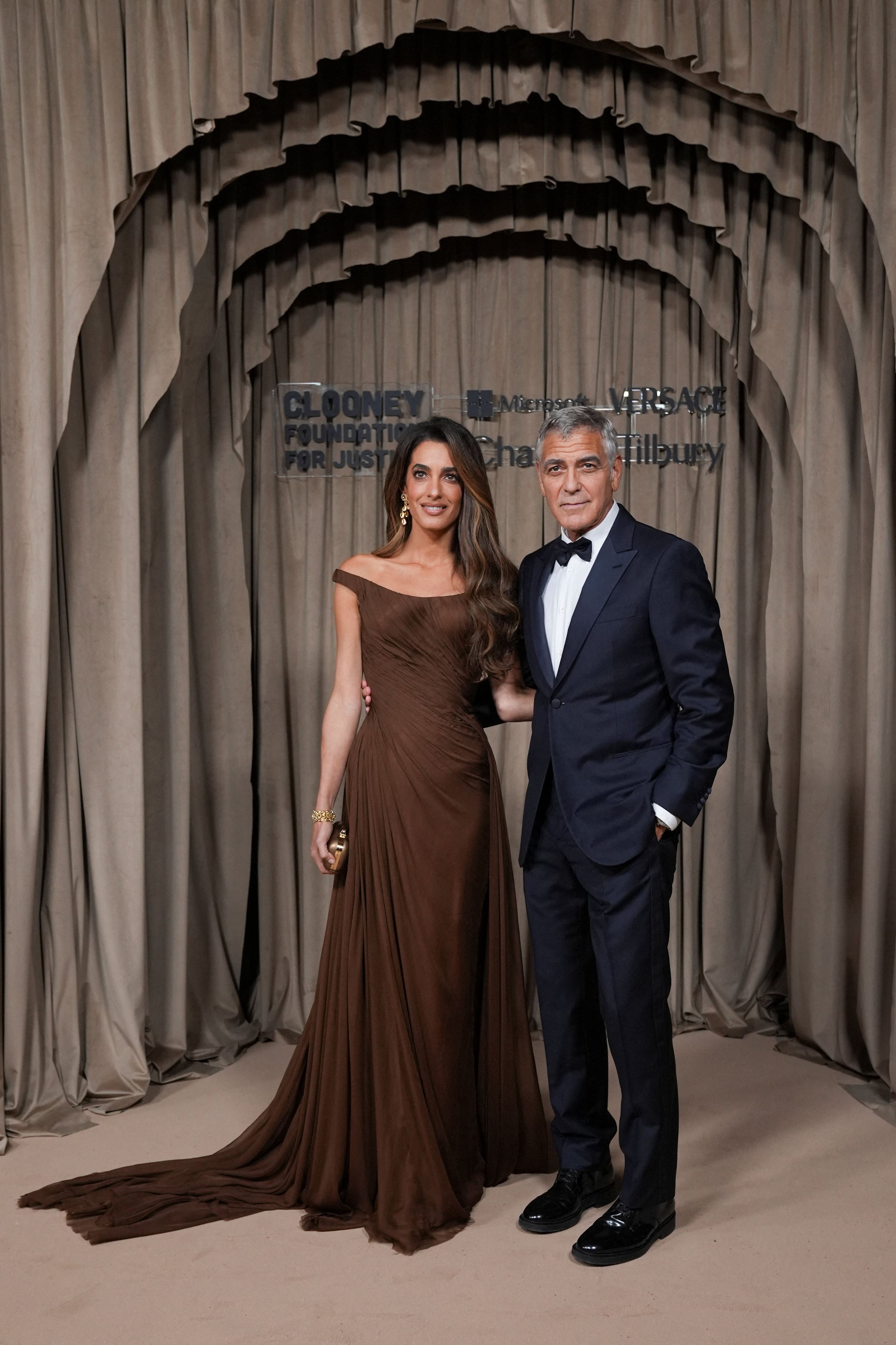 Heute.at - Wegen Trump? George & Amal Clooney sind jetzt Franzosen