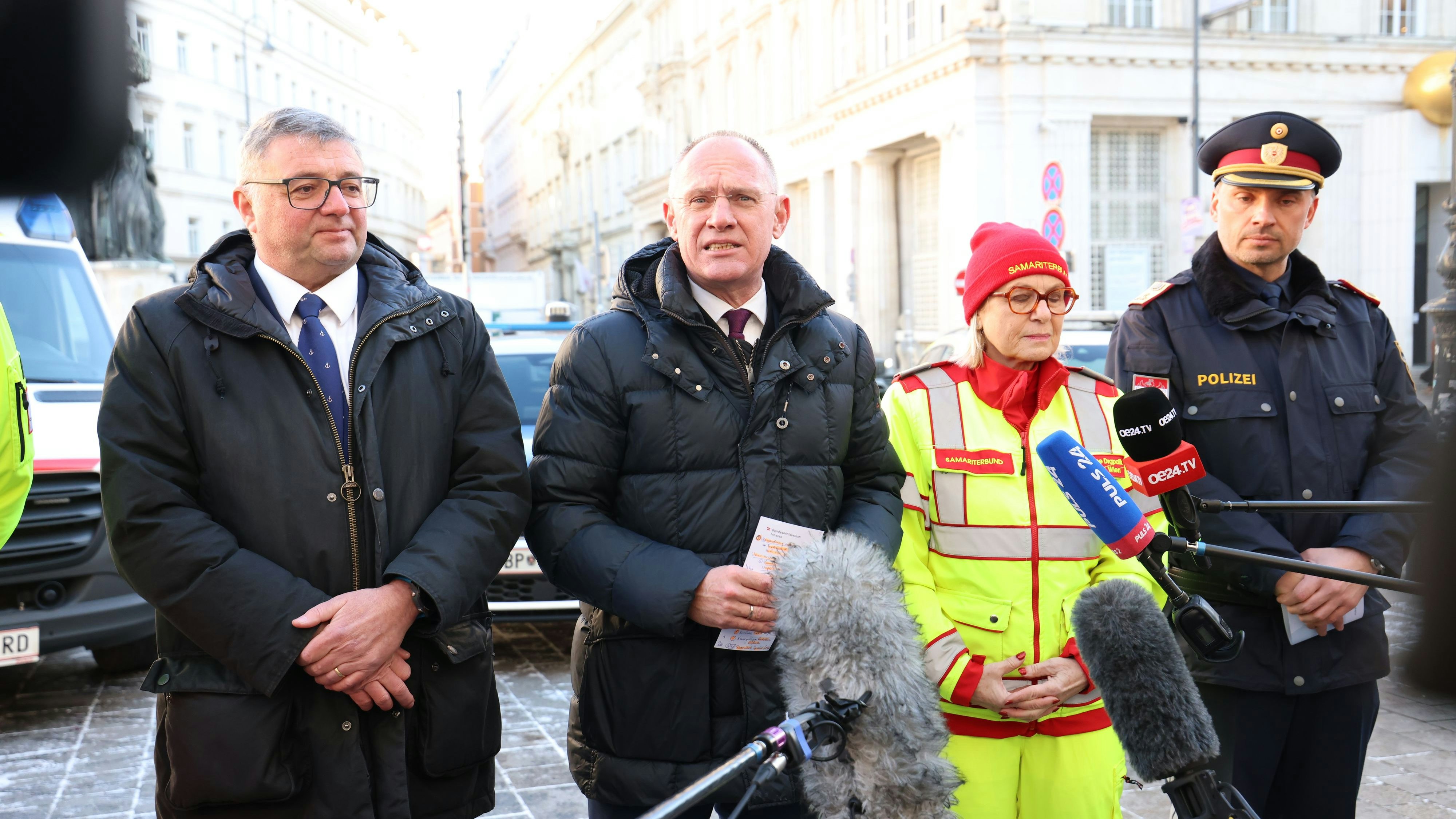 Heute.at - Drohnen, Großeinsatz – Polizei für Silvester gerüstet