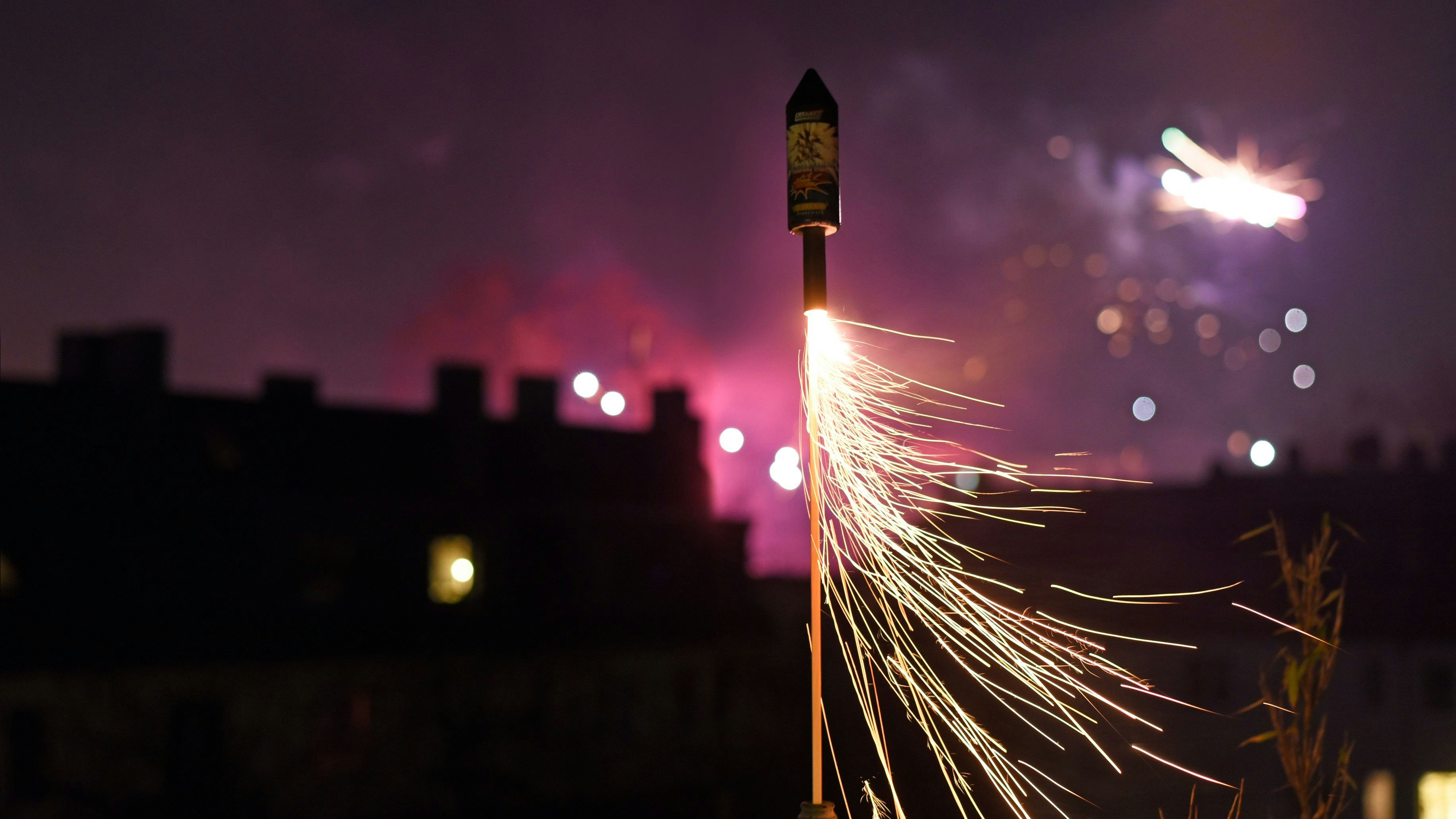 Heute.at - Feuerwerk im Gemeindebau: Stadt droht mit hohen Strafen