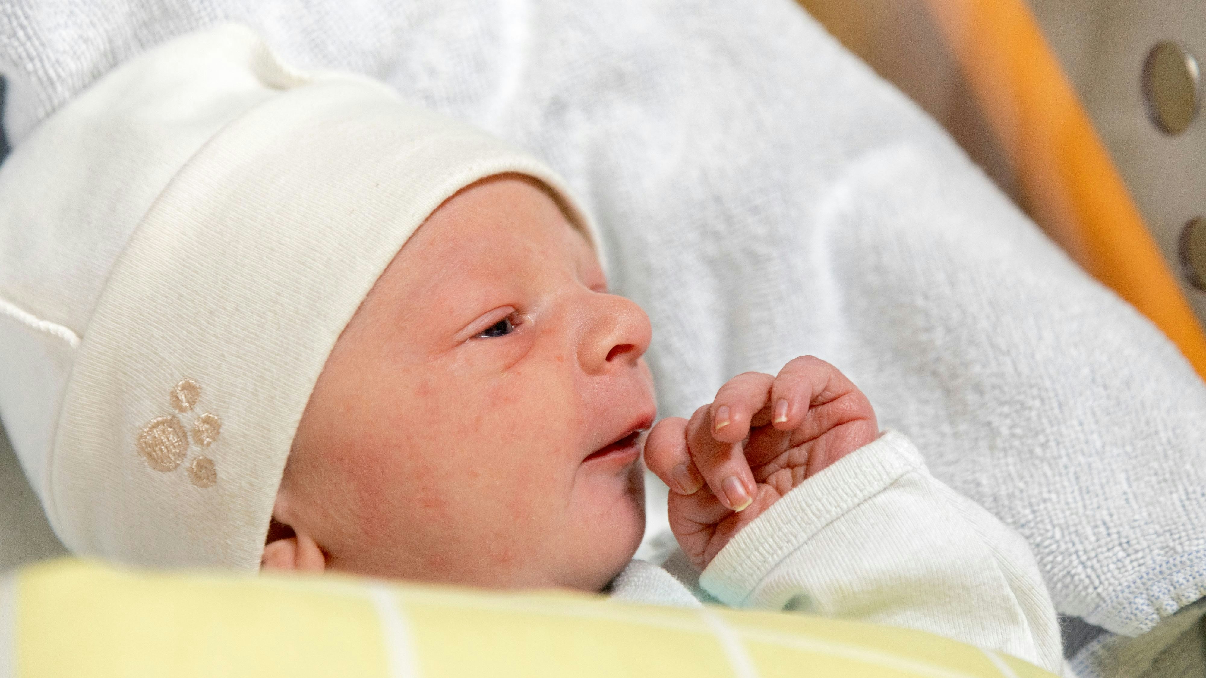 Heute.at - Die ersten Fotos – So süß ist Wiens Neujahrsbaby 2026