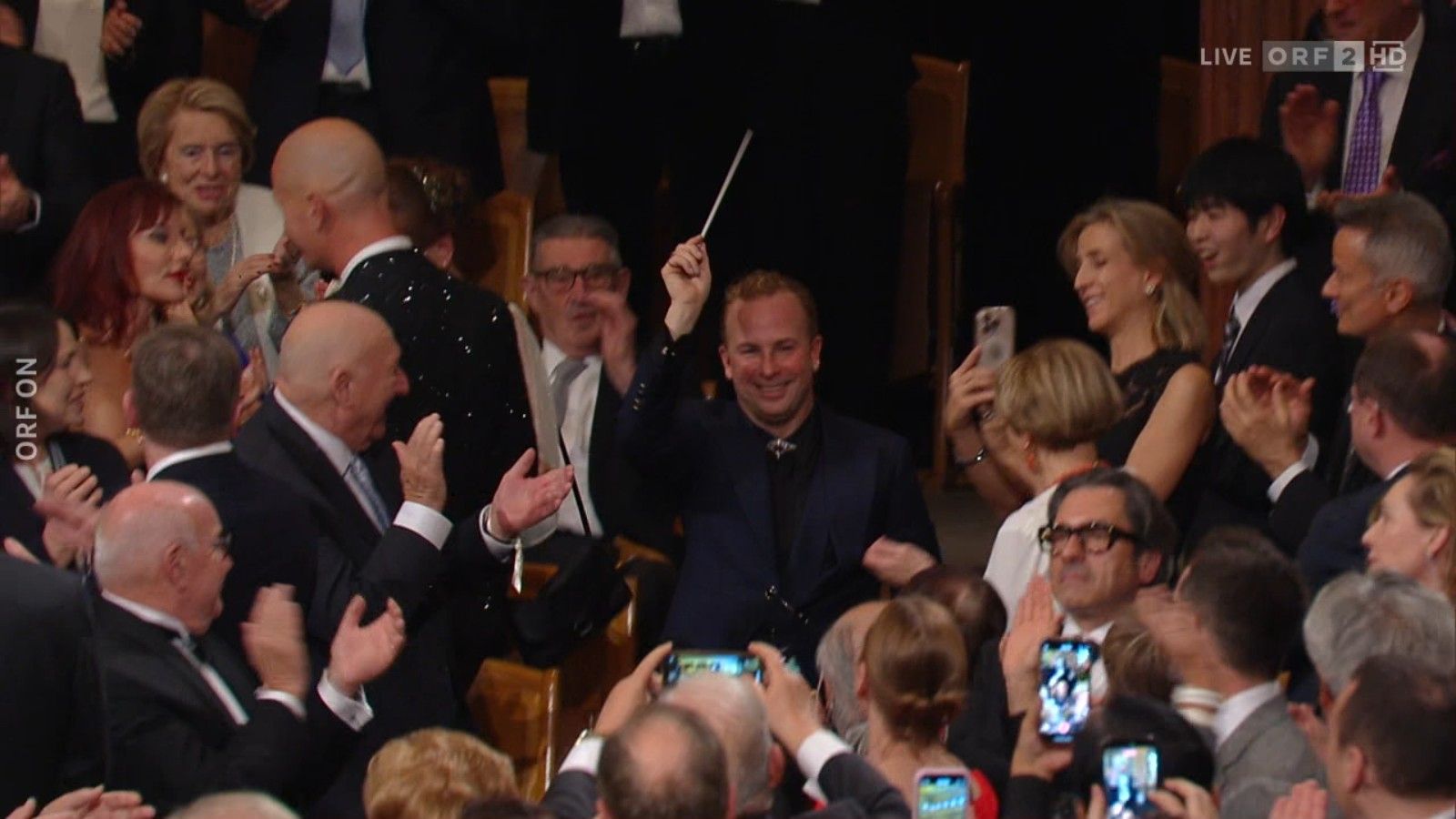 Yannick Nézet-Séguin lief wie ein Rockstar durch die Ränge.