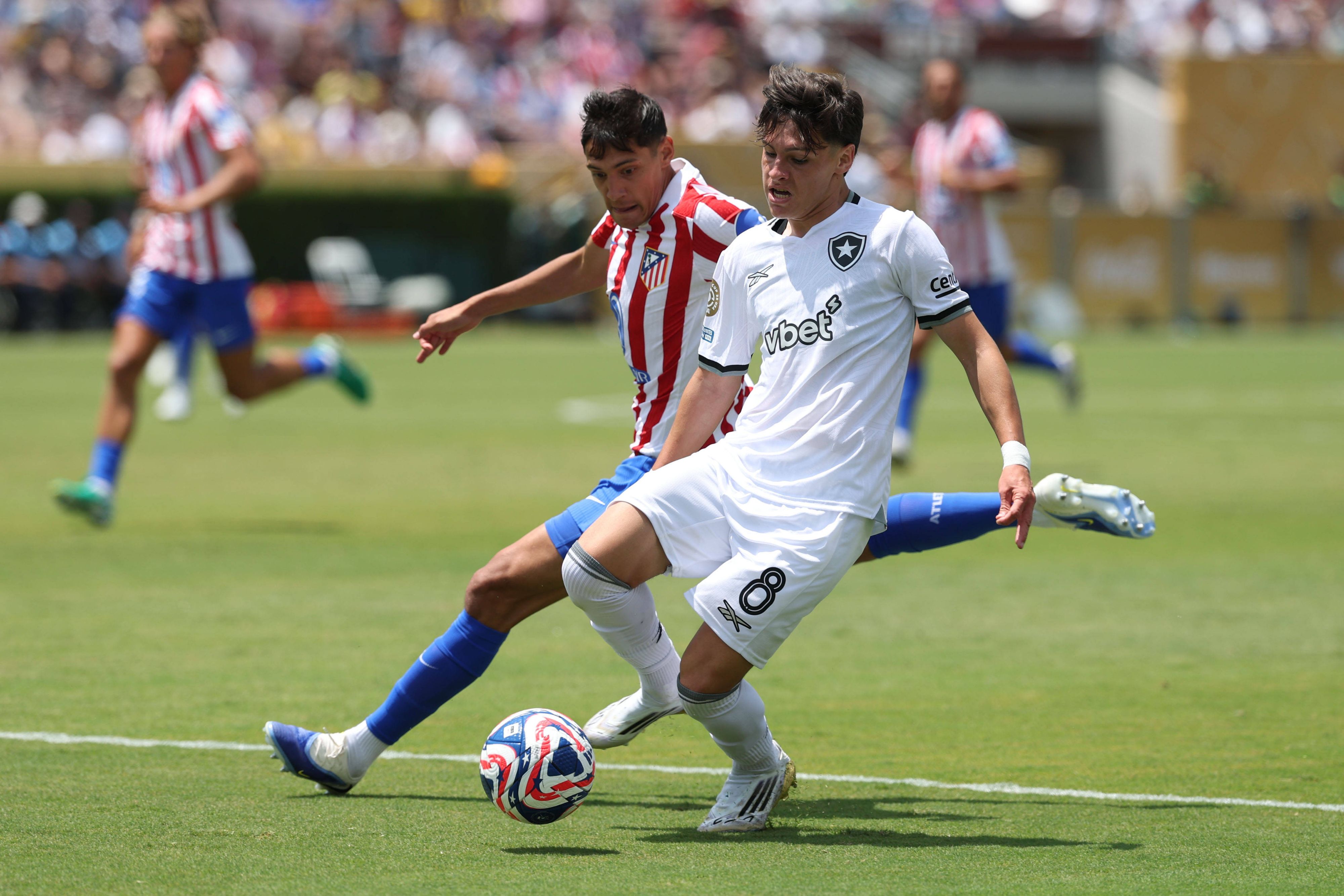 Heute.at - Wegen eines Millionenstreits: FIFA sperrt Topklub