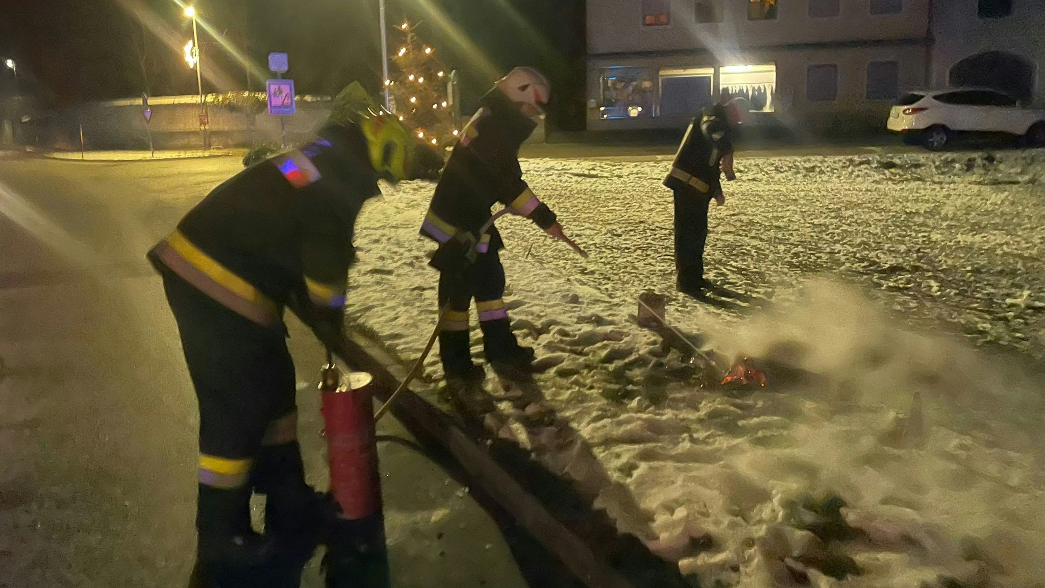 Heute.at - Verirrte Silvesterraketen – Brandserie im Bezirk Tulln