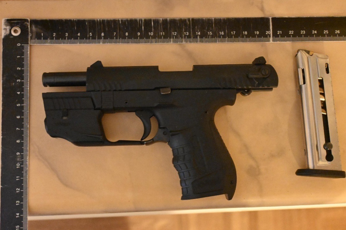 Heute.at - Schuss in Wohnung! Wiener trifft eigenes Bein