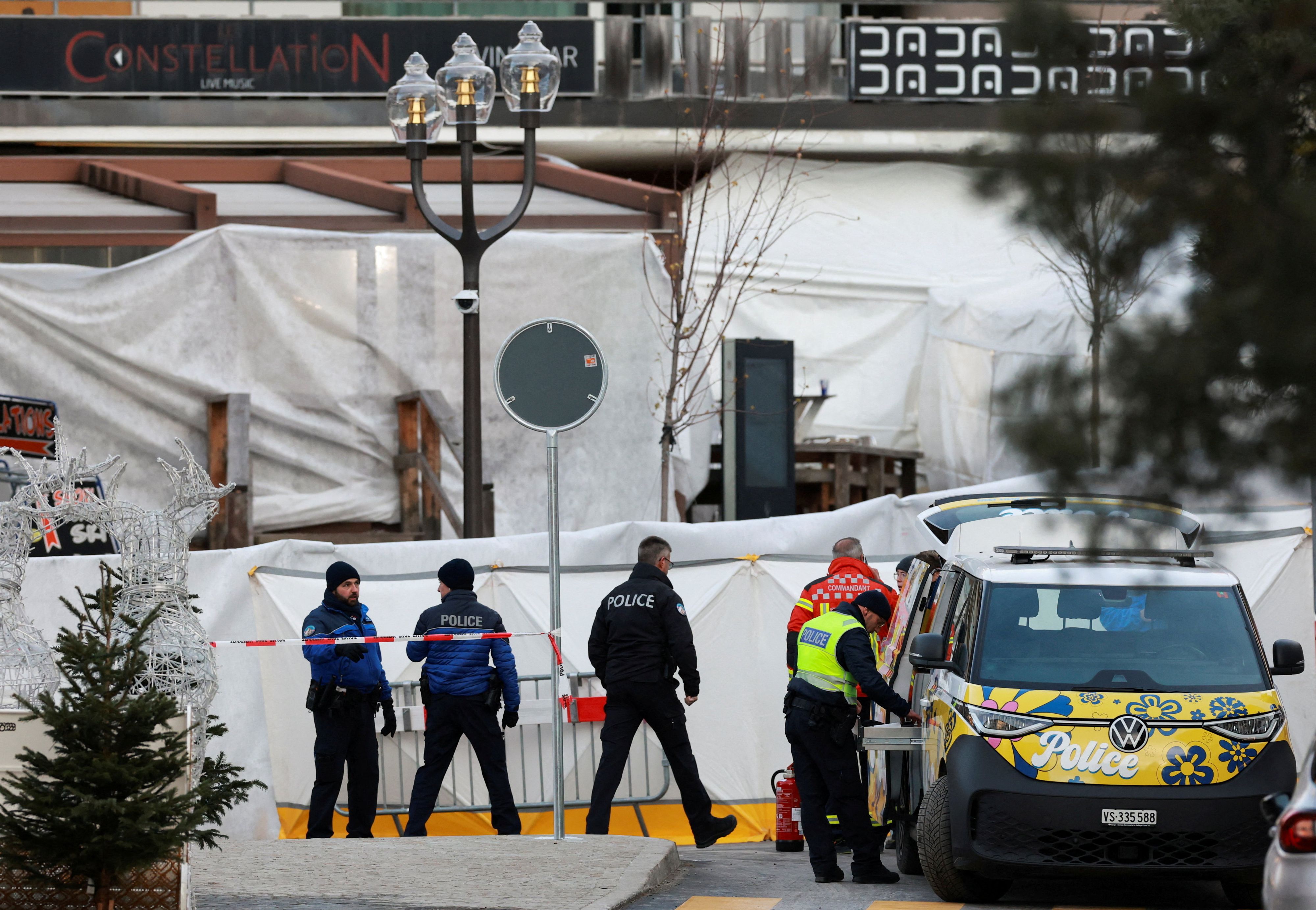 Nach der verheerenden Brand-Tragödie in Crans-Montana bricht nun der Wirt der Bar sein Schweigen. (Symbolbild)