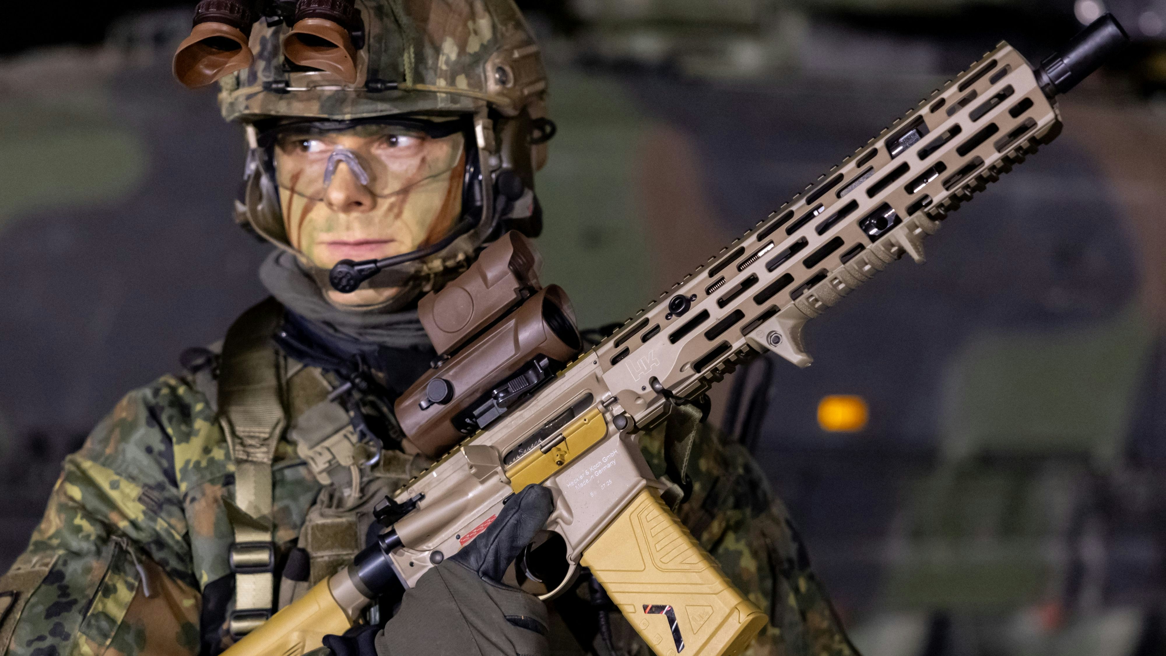 Heute.at - Wieso Europas Generäle die Bevölkerung vor Krieg warnen