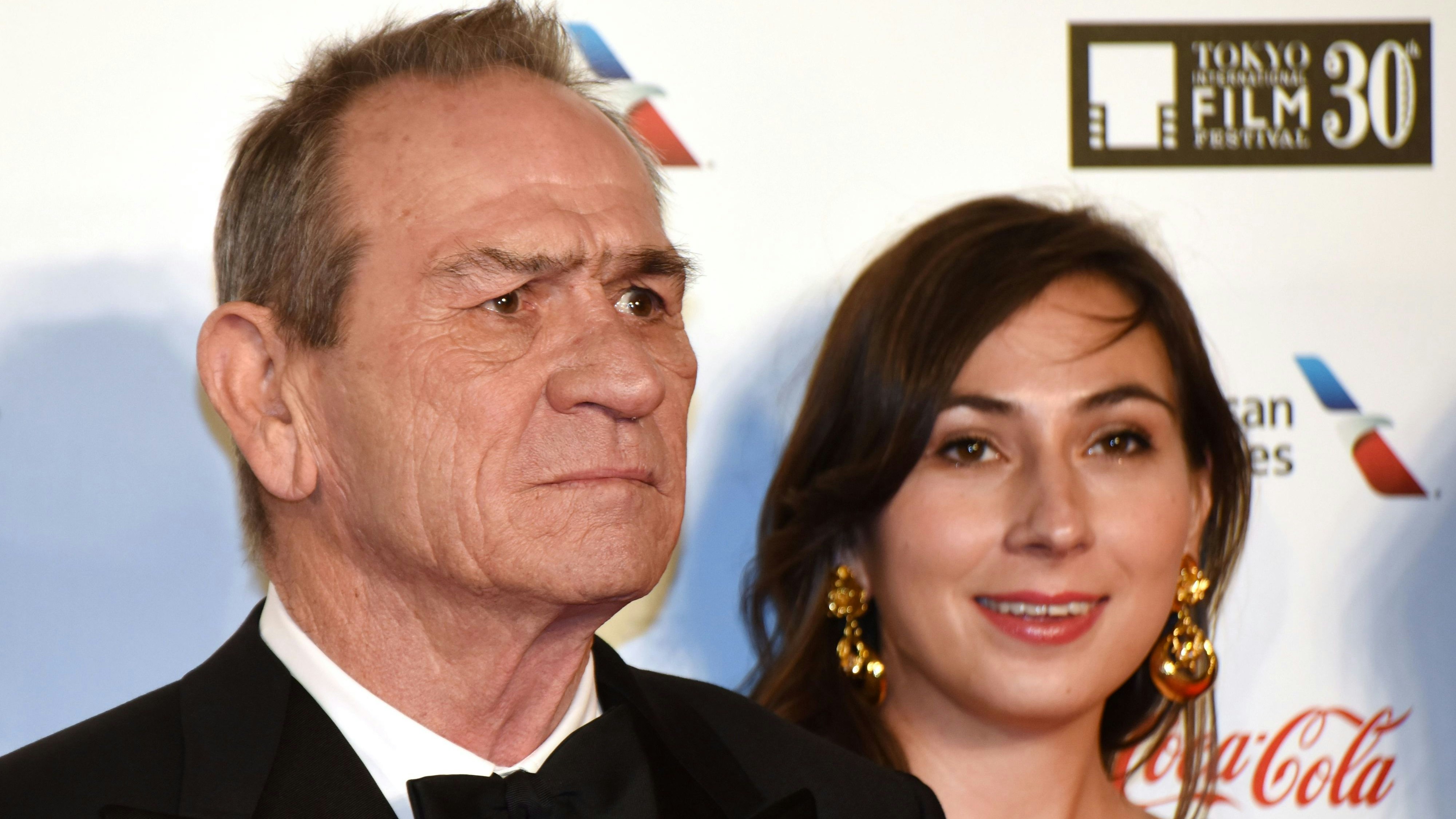 Heute.at - Tochter von Tommy Lee Jones tot in Luxus-Hotel gefunden
