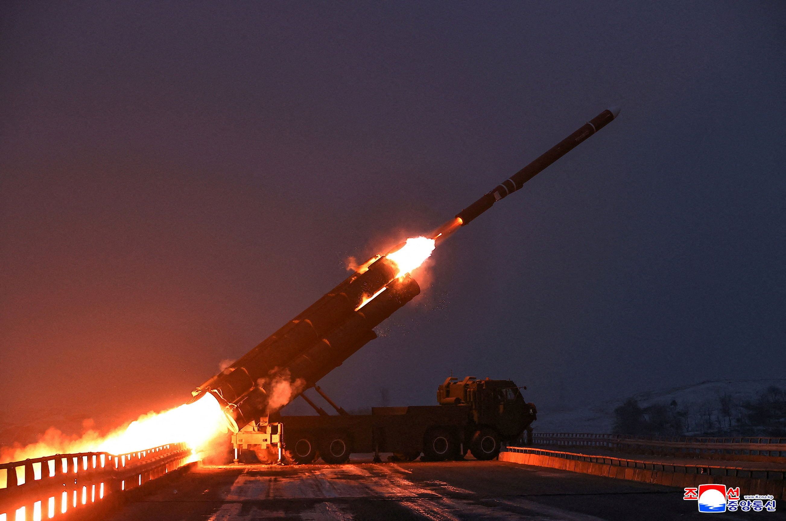 Heute.at - Südkorea: Nordkorea feuert ballistische Raketen ab