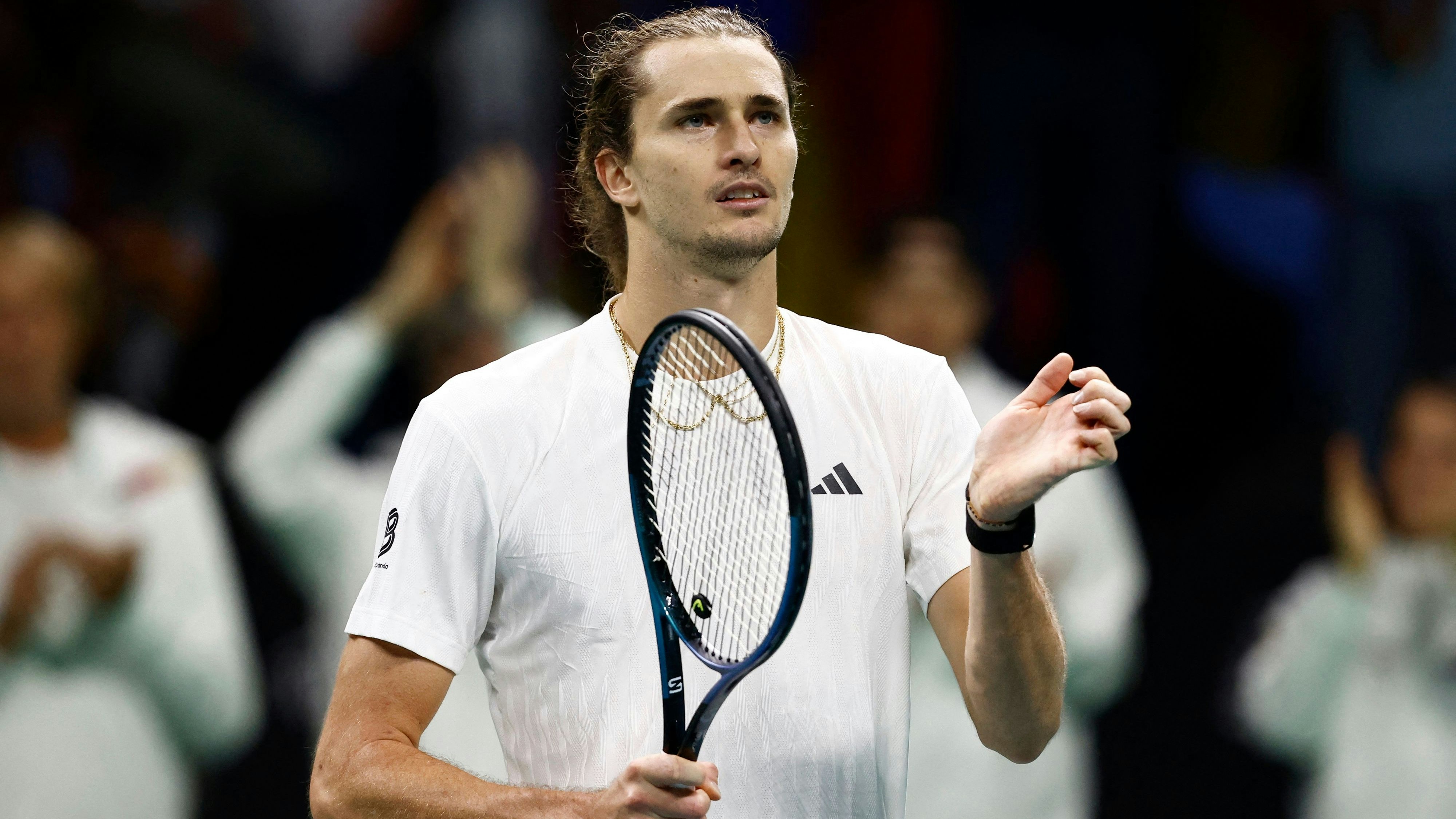 Heute.at - Alexander Zverev startet mit Sieg ins neue Tennisjahr