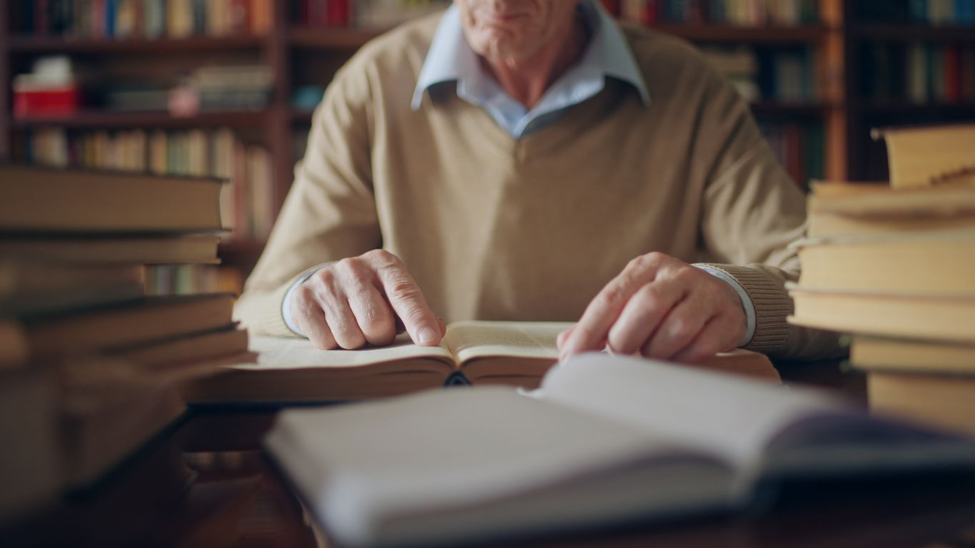 Er könnte längst Professor sein – doch stattdessen 