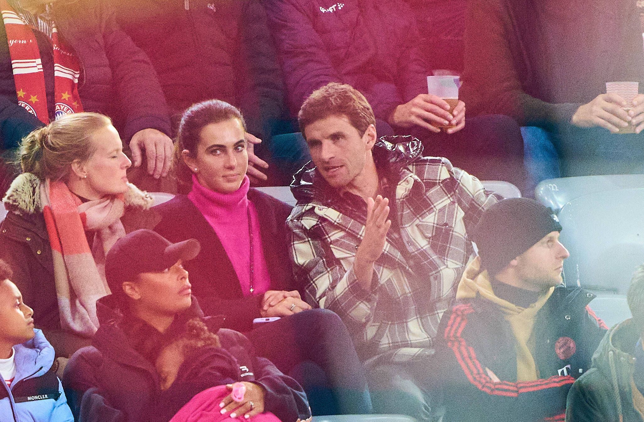 Heute.at - Dumme Spielerfrau – Lisa Müller platzt der Kragen