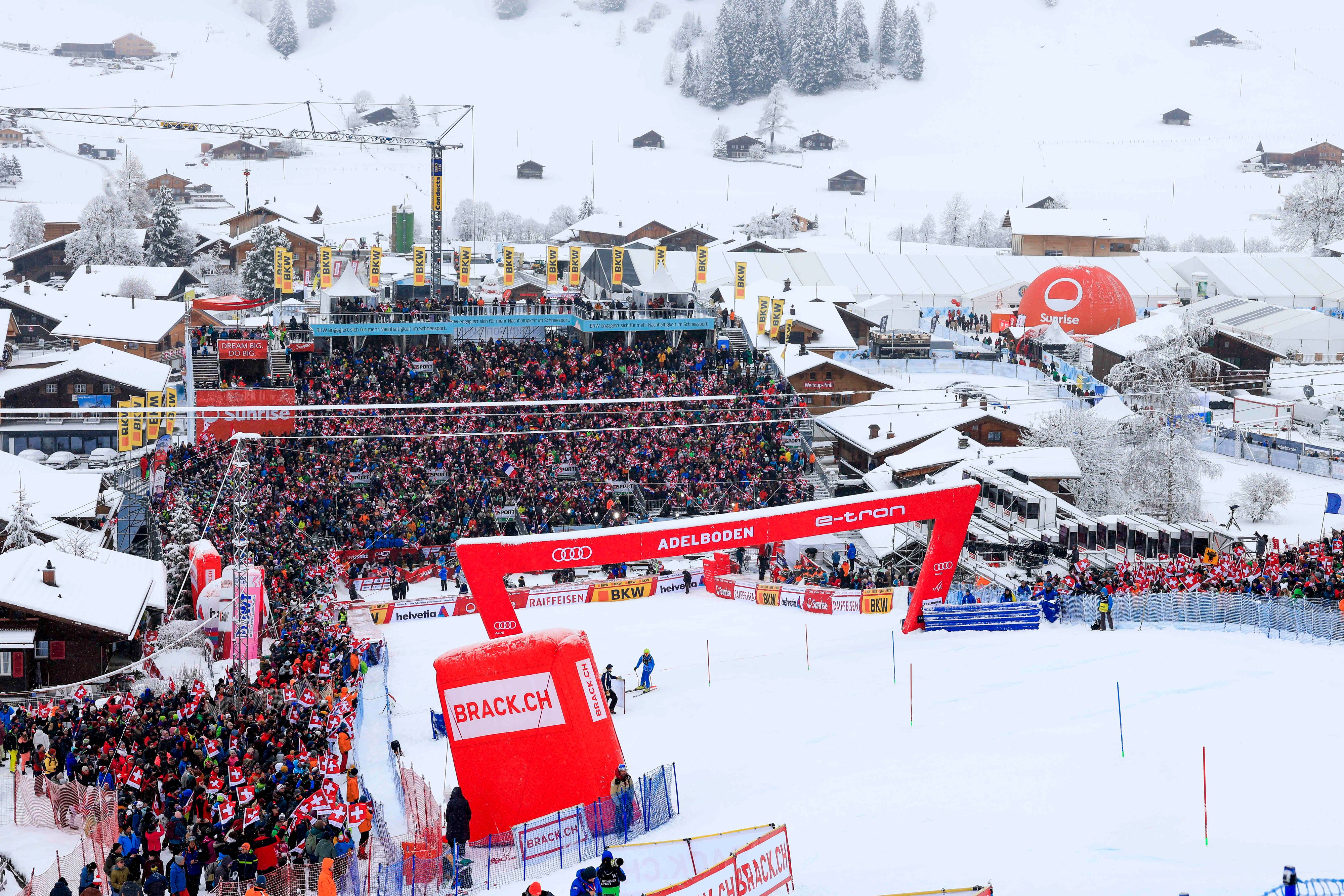 Heute.at - Nach Feuer-Inferno: Weltcup-Ort trifft harte Maßnahmen