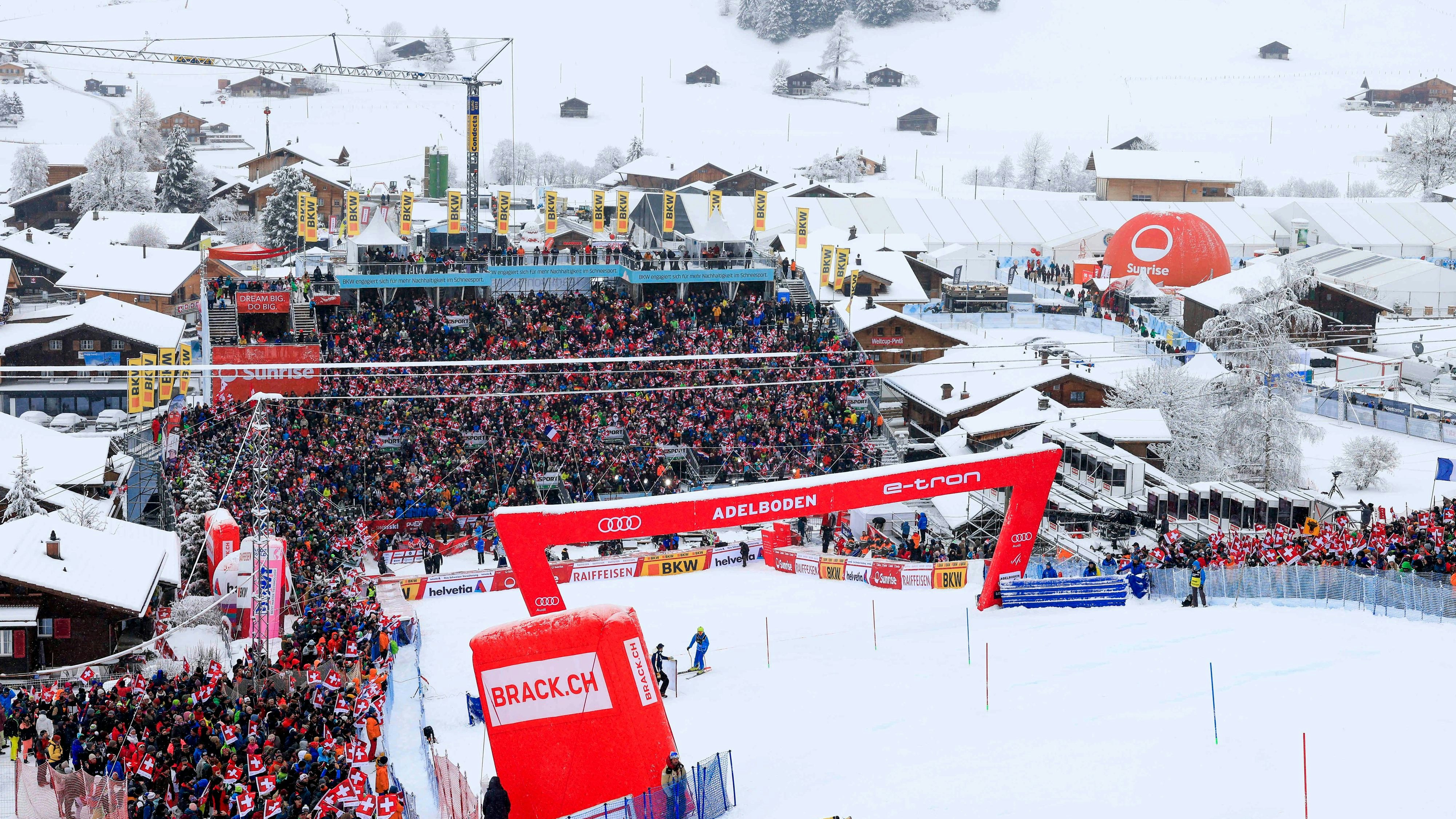 Heute.at - Nach Feuer-Inferno: Weltcup-Ort trifft harte Maßnahmen