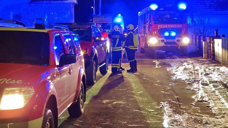 Heute.at - Griller mit Kohlen in Haus – acht Menschen in Gefahr