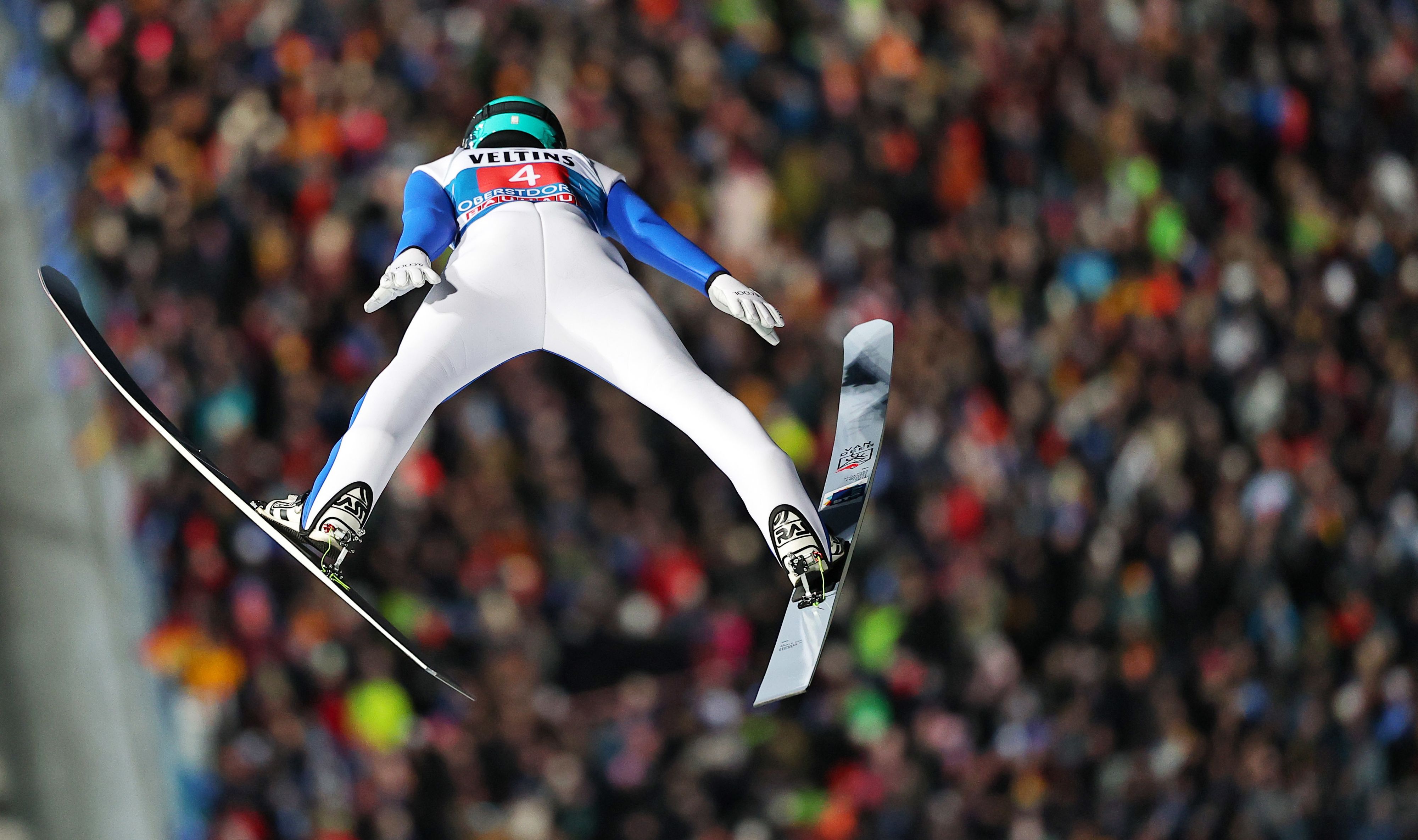 Heute.at - Schummeln Skispringer mit Penis-Vergrößerung?