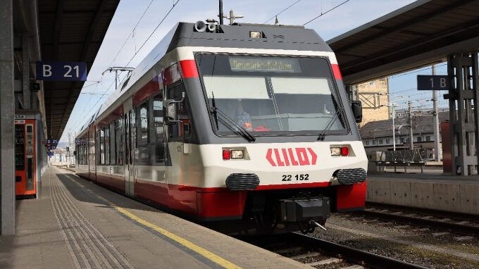 Heute.at - Pendler-Ärger: Längeres Warten wegen Öffi-Sparplänen