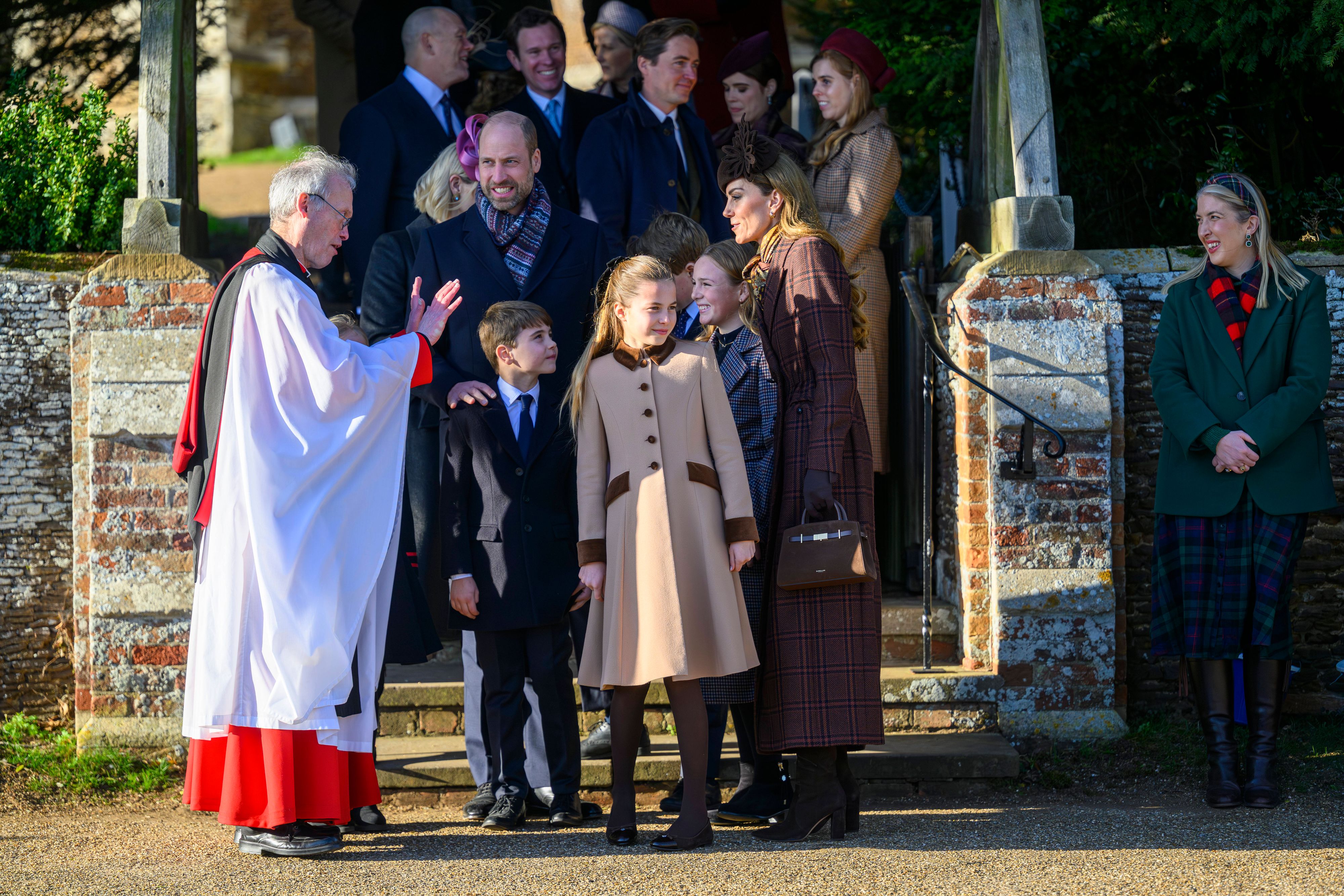 Heute.at - Video zeigt Royals plötzlich mit neuem Familienmitglied