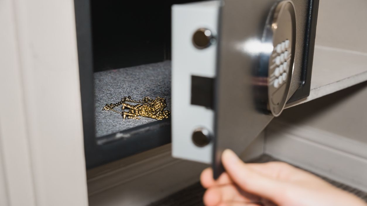 Heute.at - Mysteriöser Gold-Diebstahl beschäftigt Polizei in Tirol