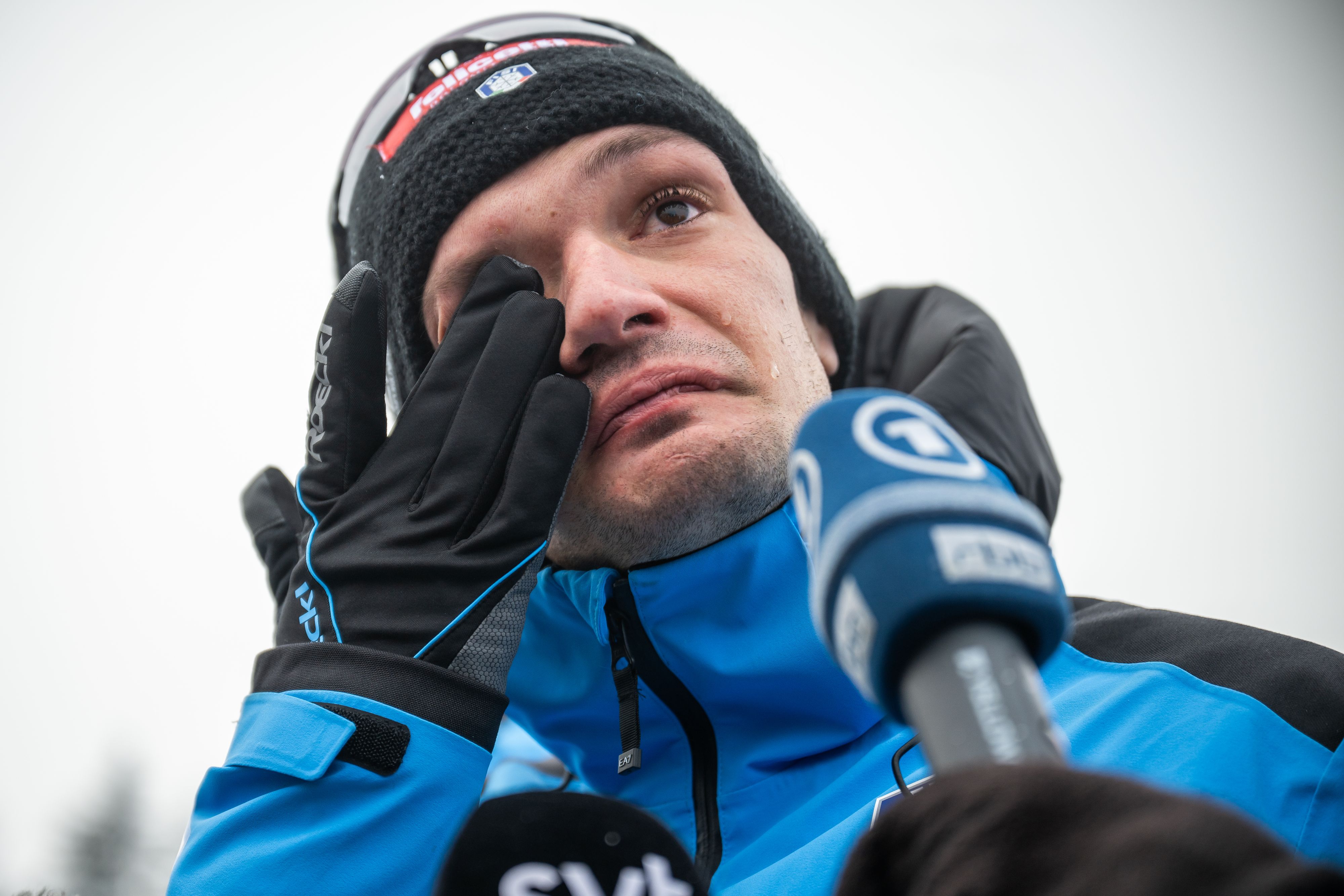 Heute.at - Star weint um toten Freund: Er sollte hier sein