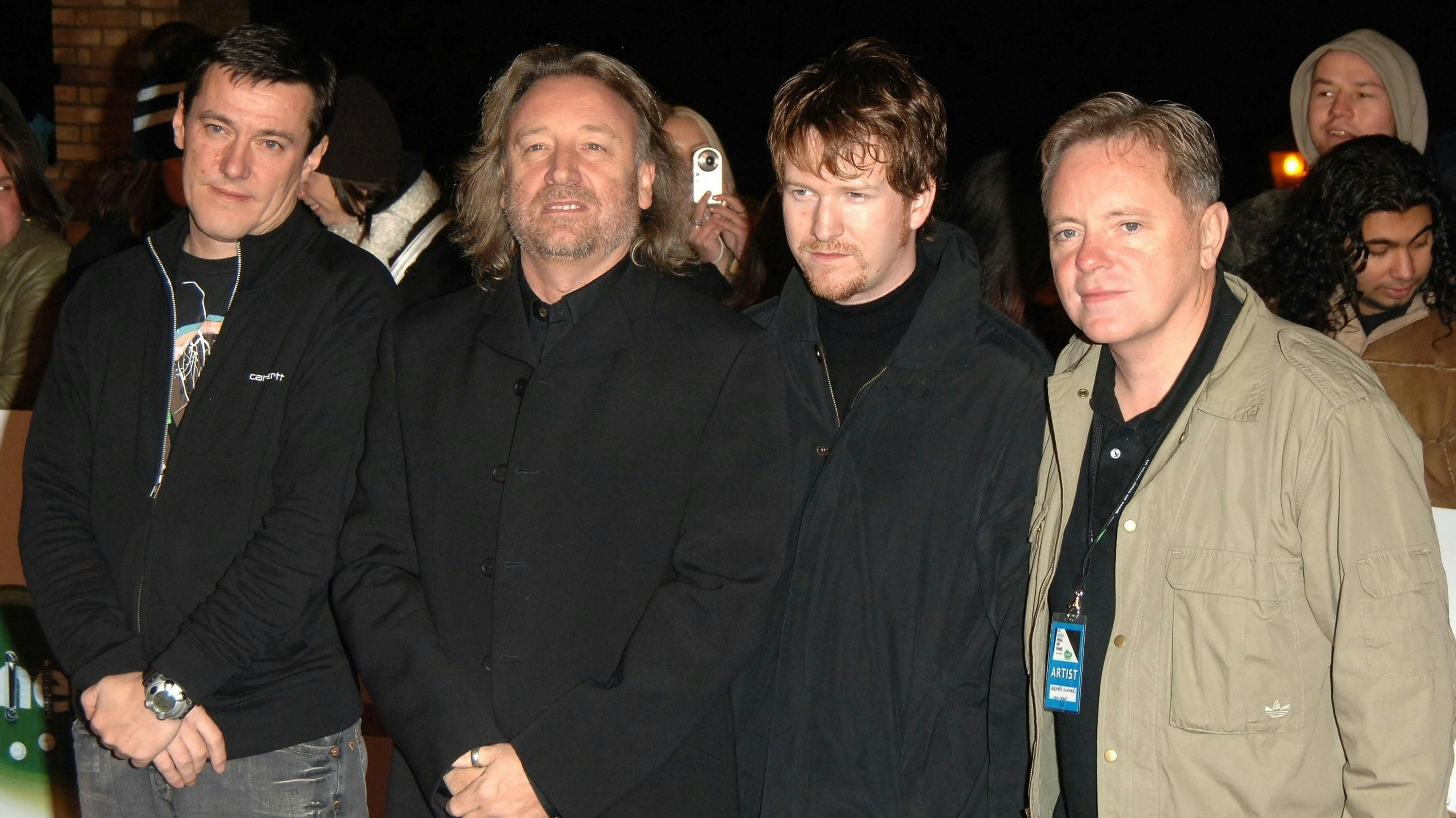 <strong>New Order</strong> – Peter Hook (2.v.l.), Bernard Sumner (re.) – wurden 2005 in die UK Music Hall of Fame aufgenommen.