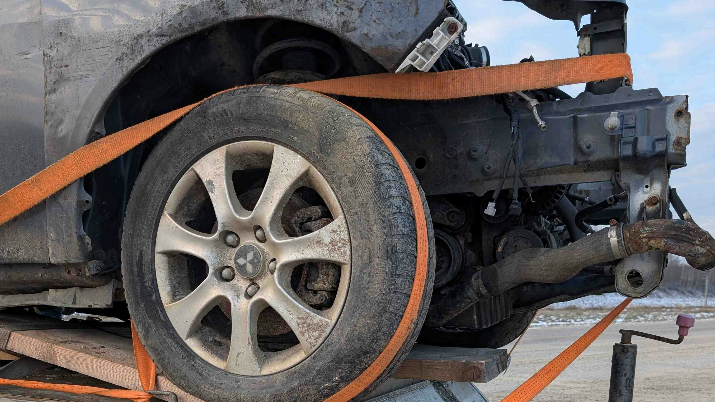 Heute.at - Anhänger mit Holzbrettern verlängert – Fahrt gestoppt