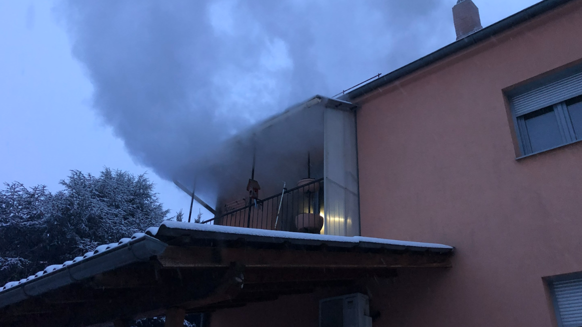 Heute.at - Feuerwehr rettet mehreren Personen das Leben