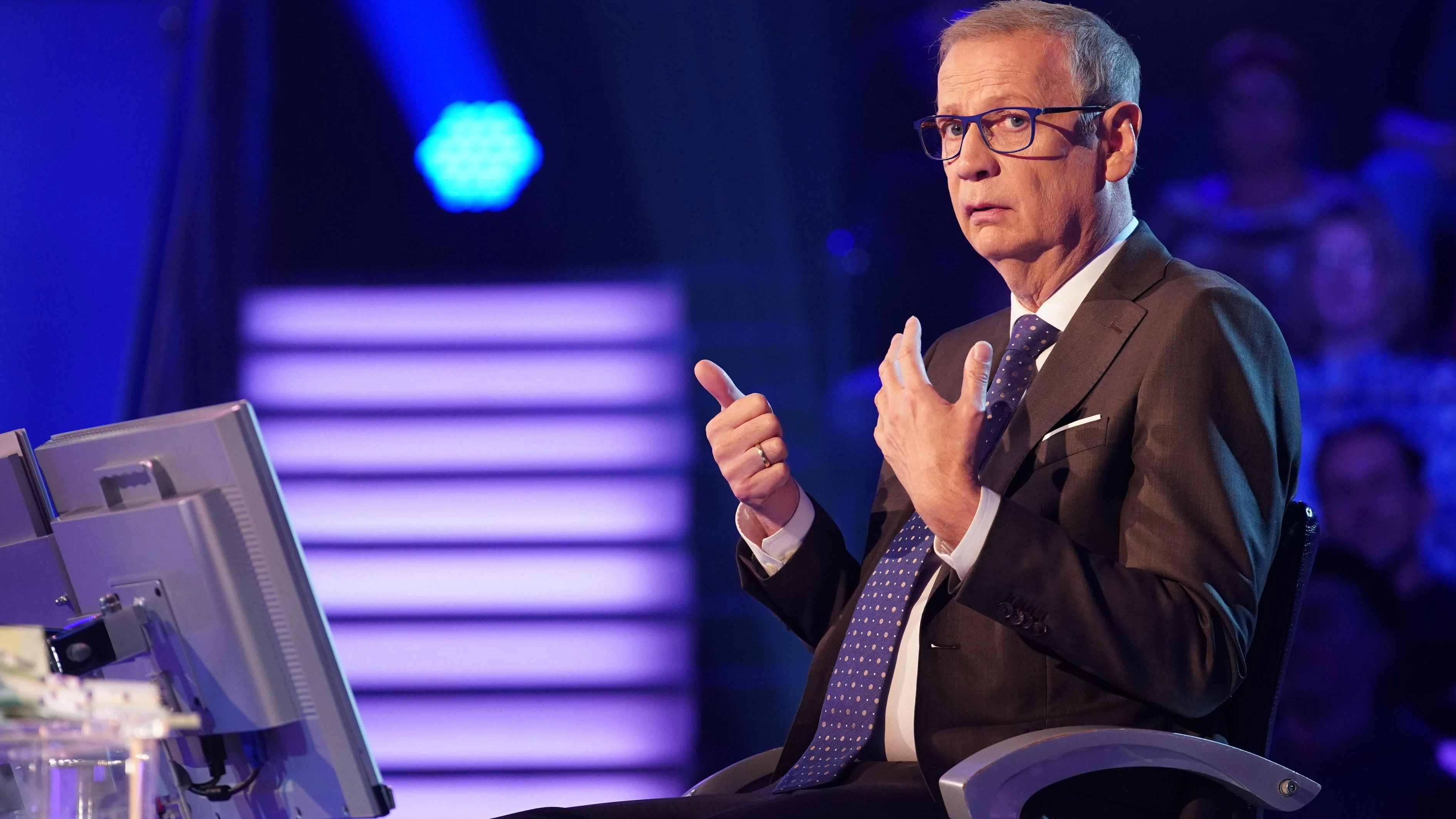 Günther Jauch verliert kurz die Fassung.