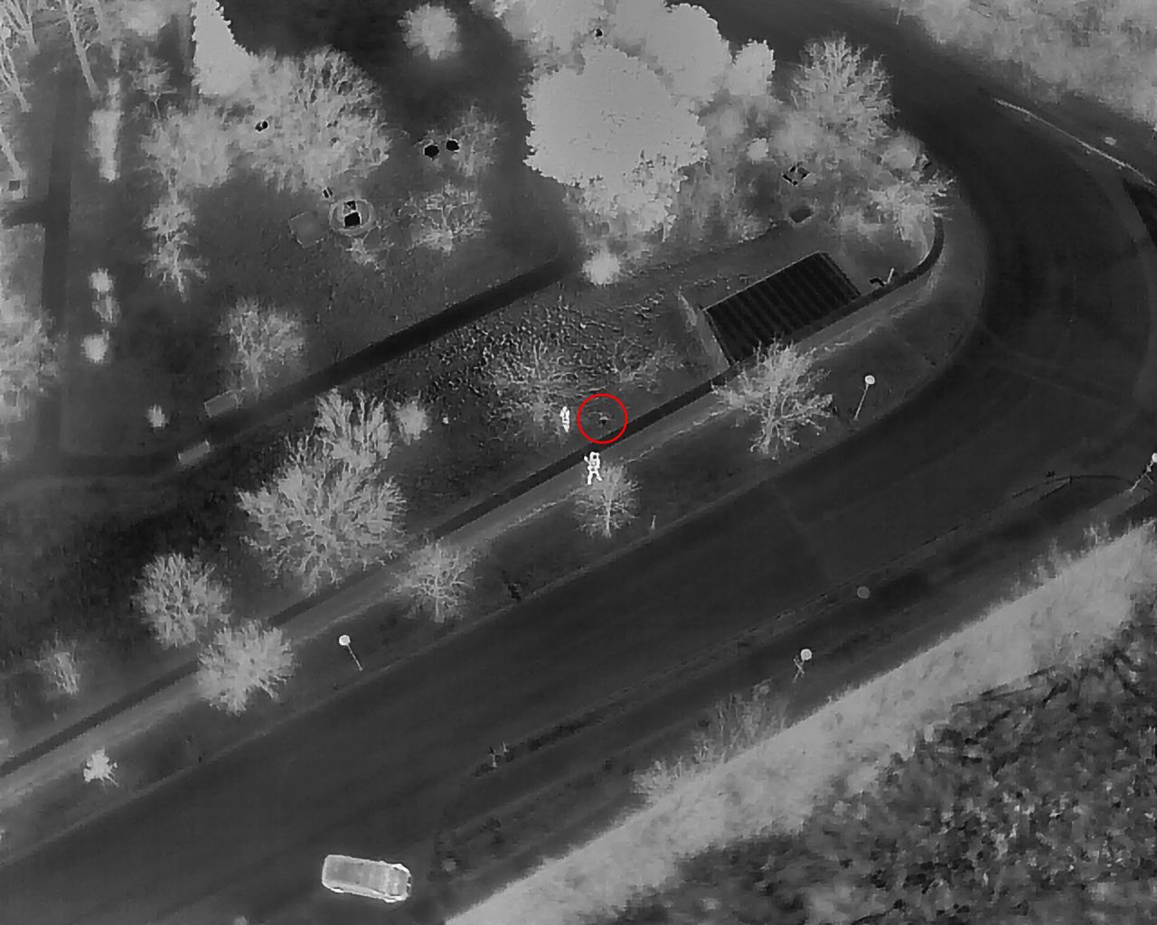 Heute.at - Spärlich bekleidet – Polizeidrohne findet Vermissten