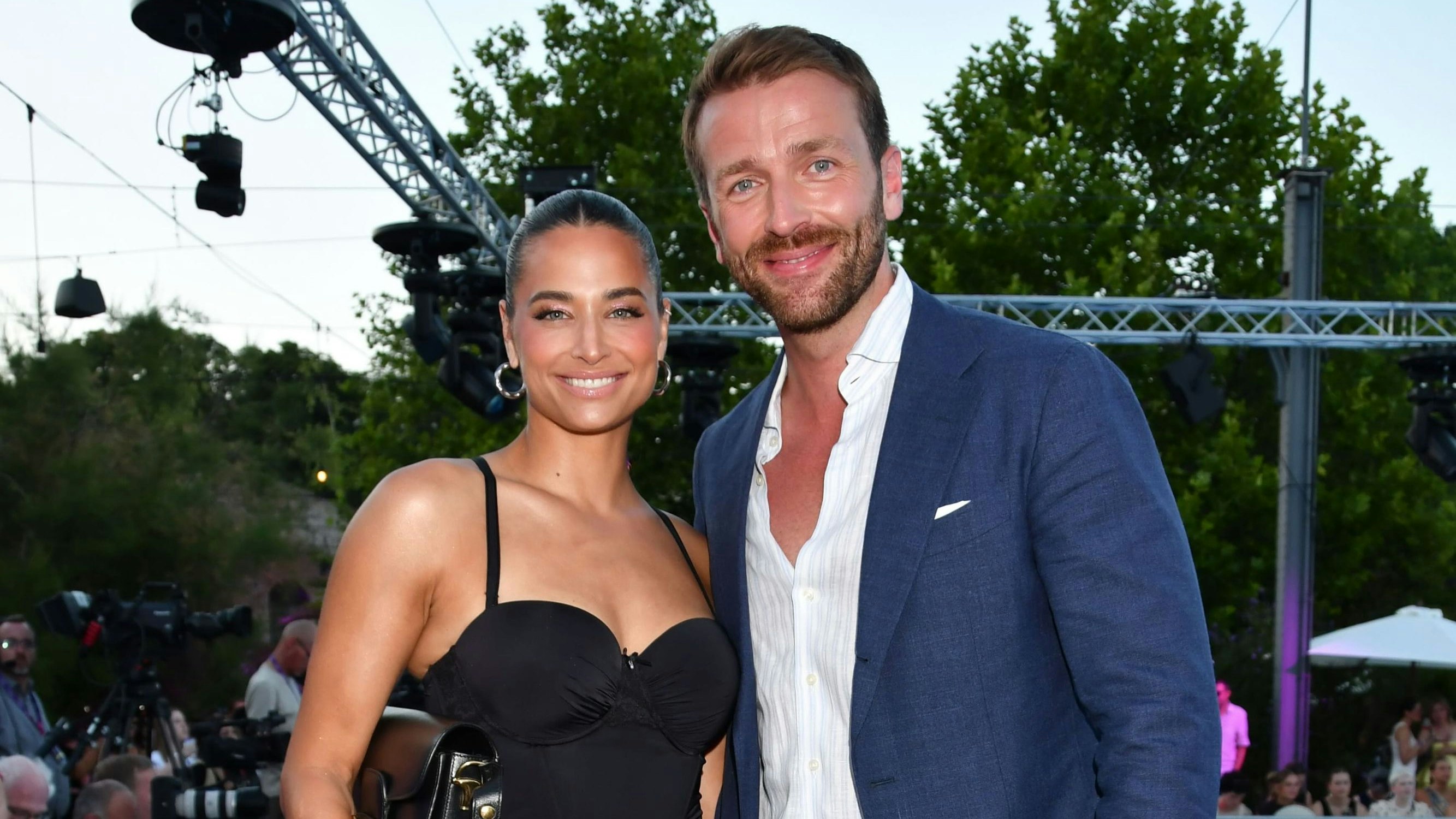 Heute.at - Hochzeit in Österreich! Damit überrascht Amira alle