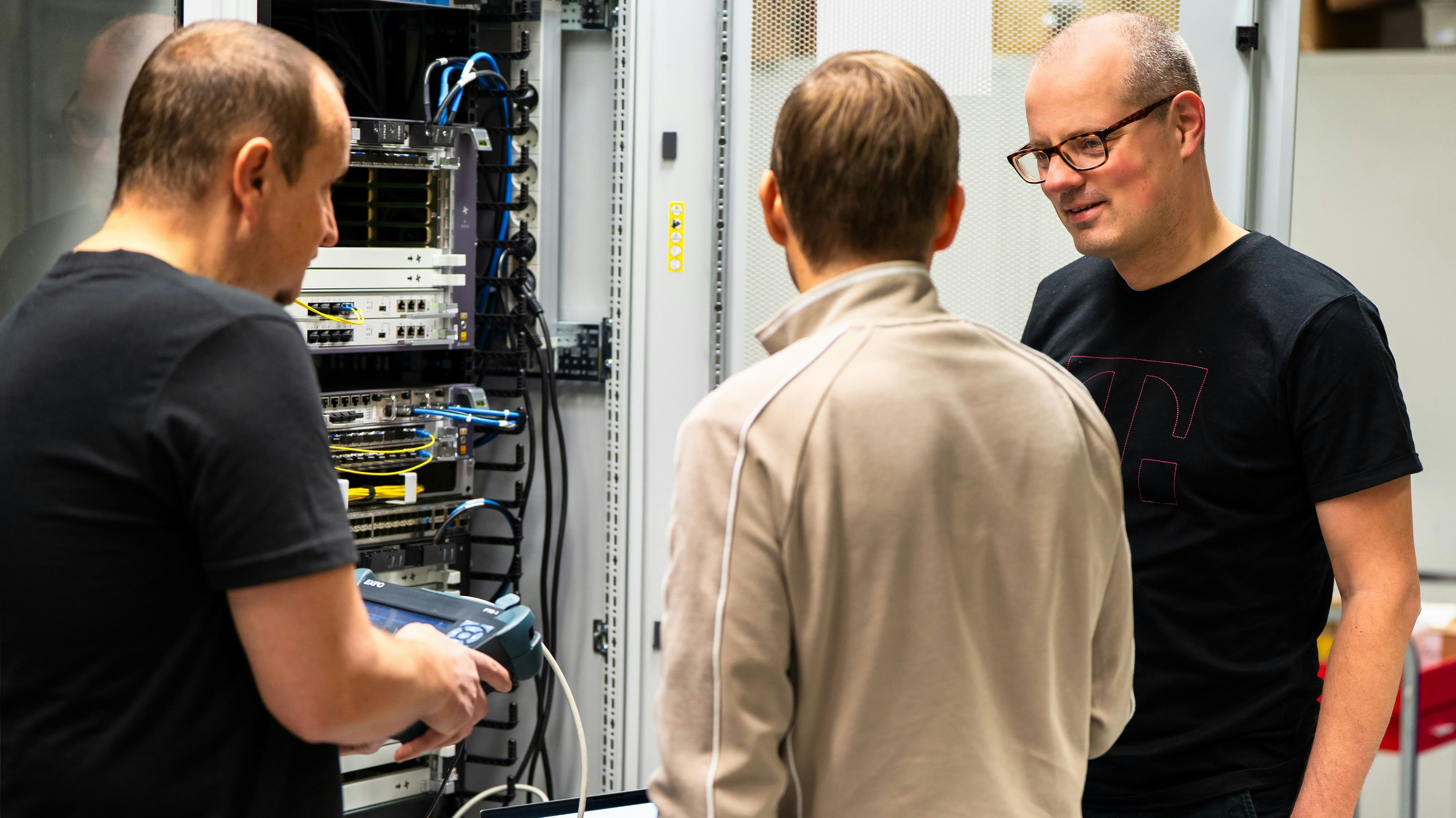 CTIO Volker Libovsky mit Team.