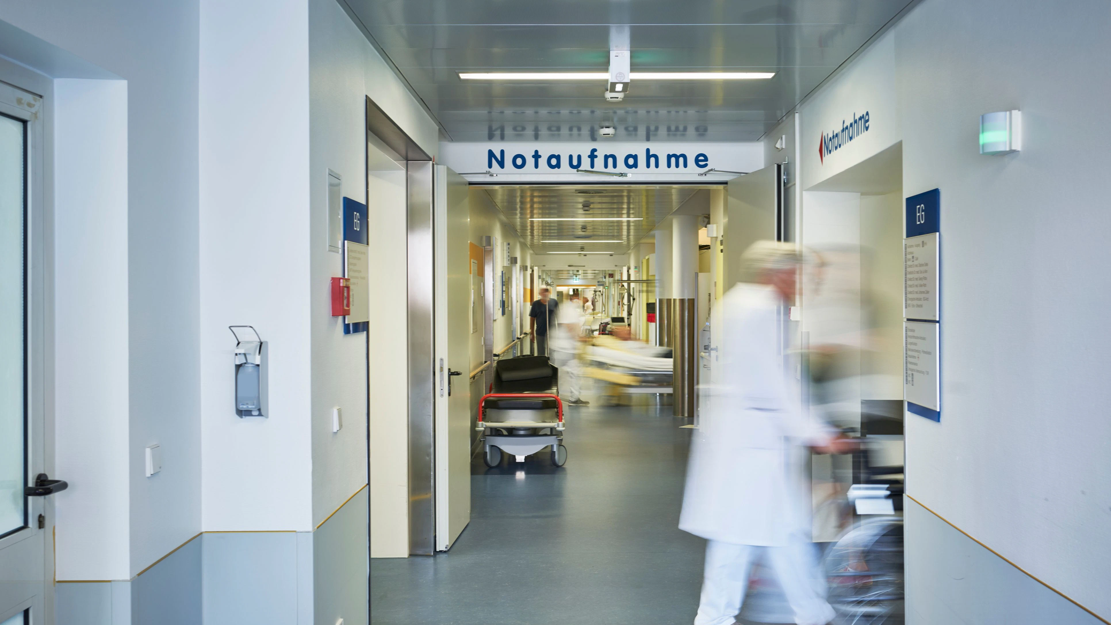 Die Grippewelle hat in Österreich zum Jahreswechsel voll eingeschlagen.