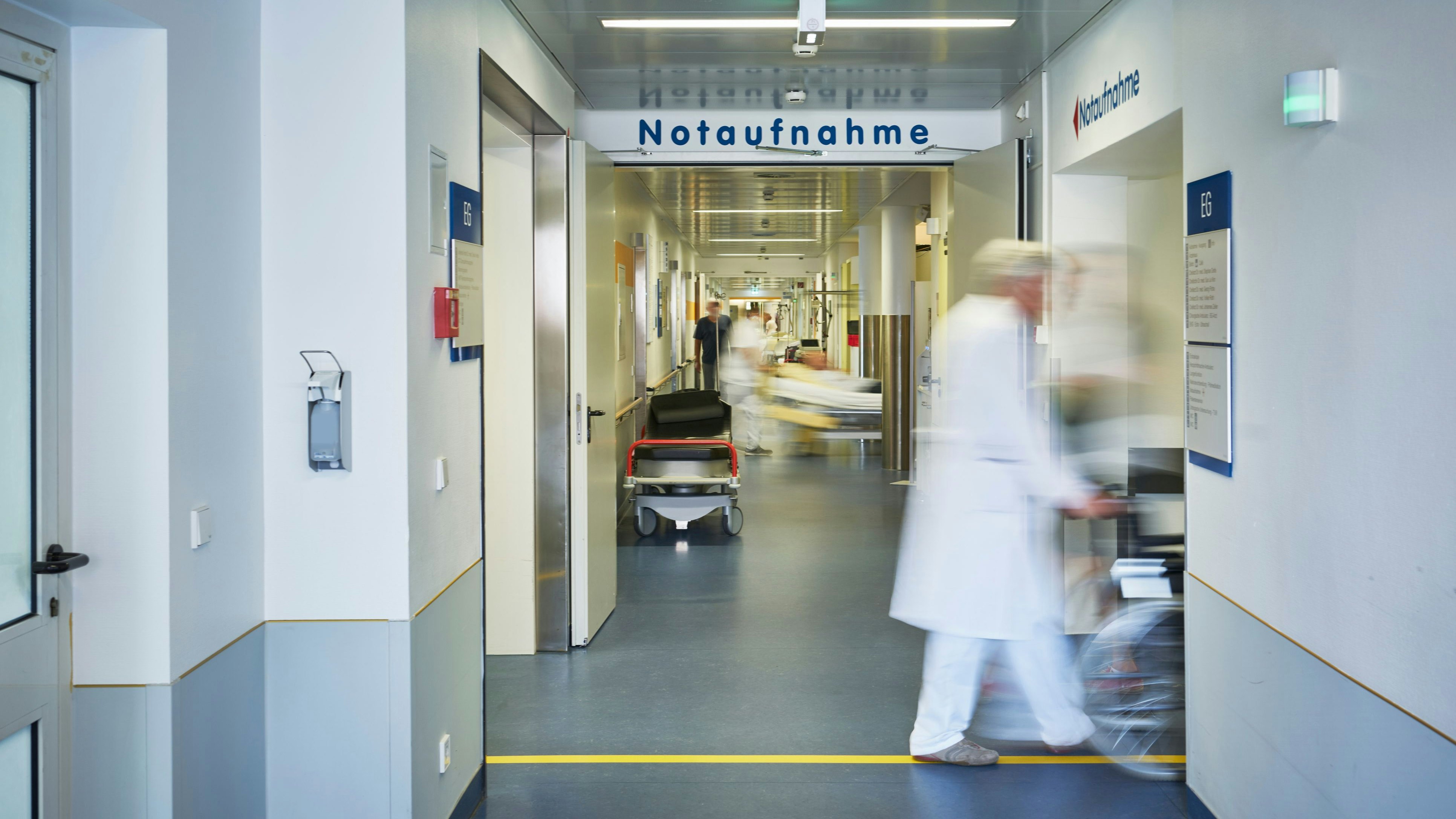 Heute.at - Mega-Grippewelle! Spitäler schränken Behandlungen ein